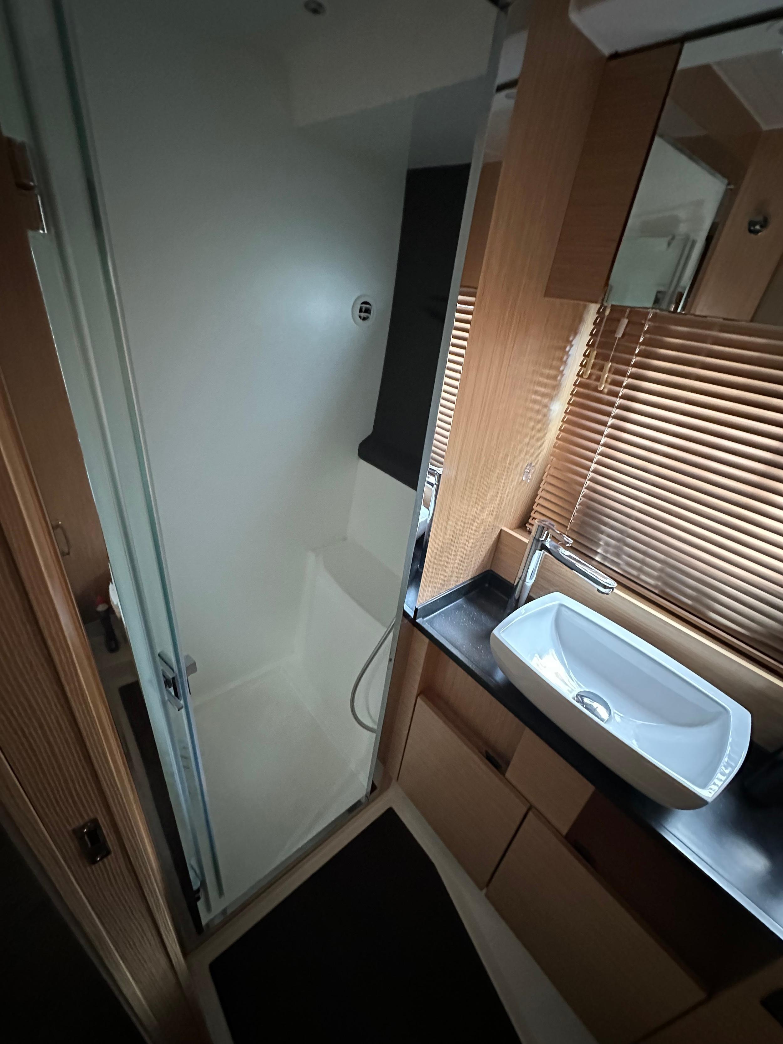 Bavaria R55 Flybridge