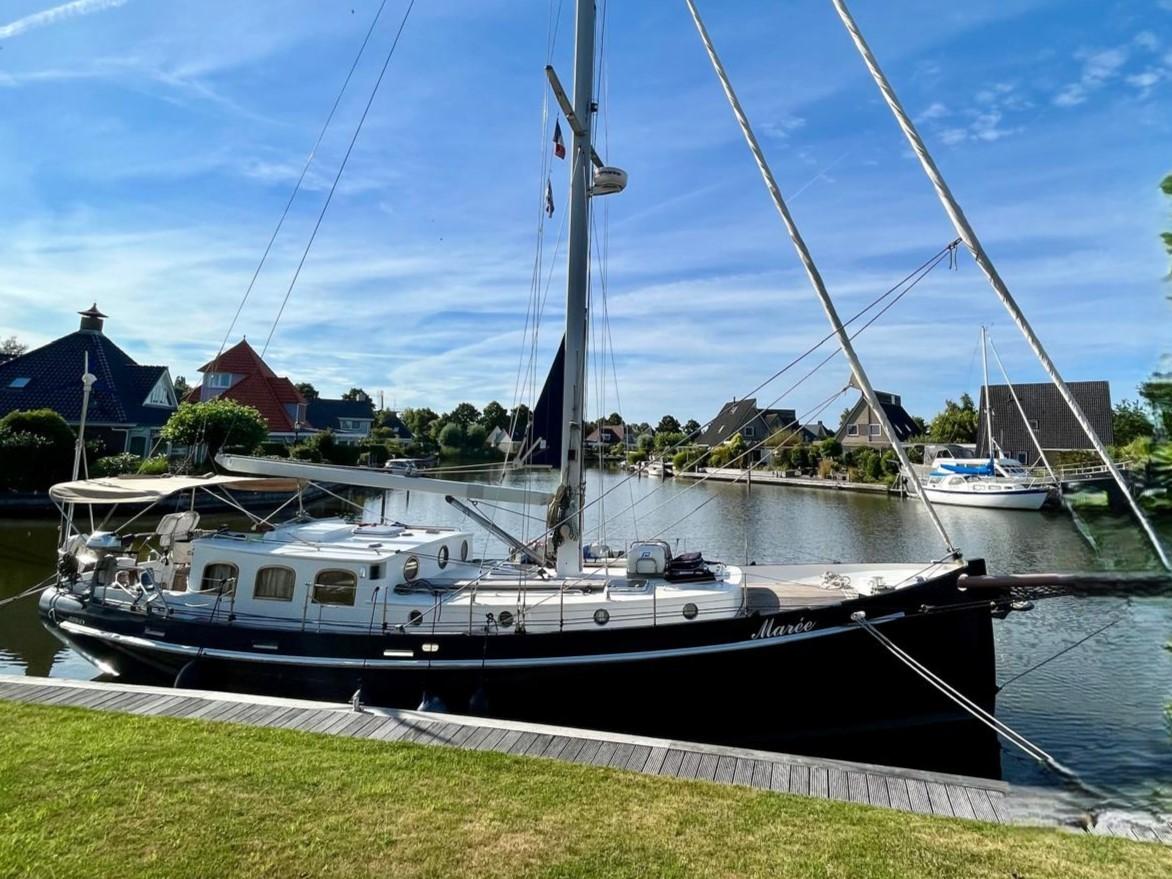 Puffin 42