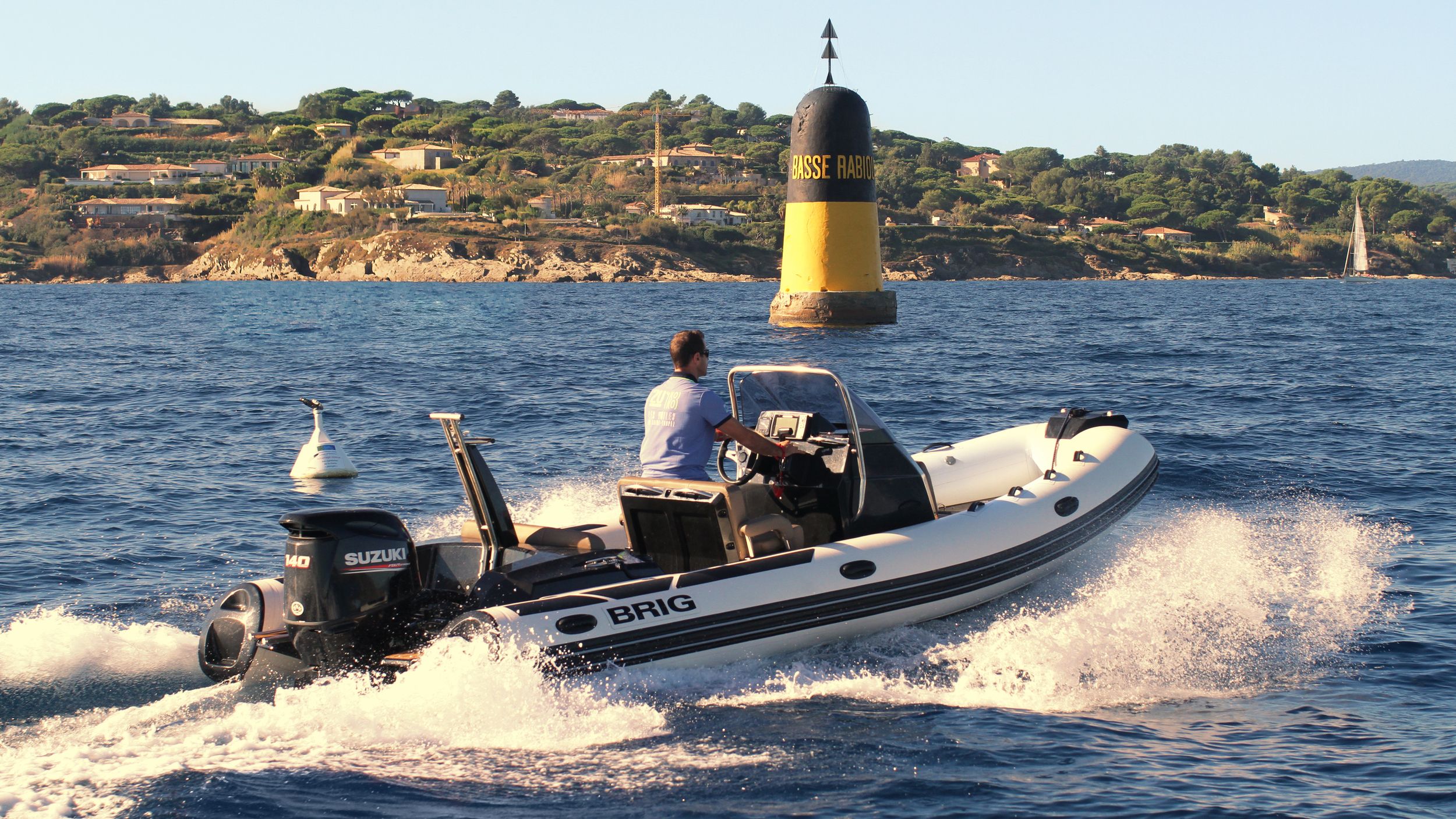 Brig Eagle 6 hoofdfoto: 1