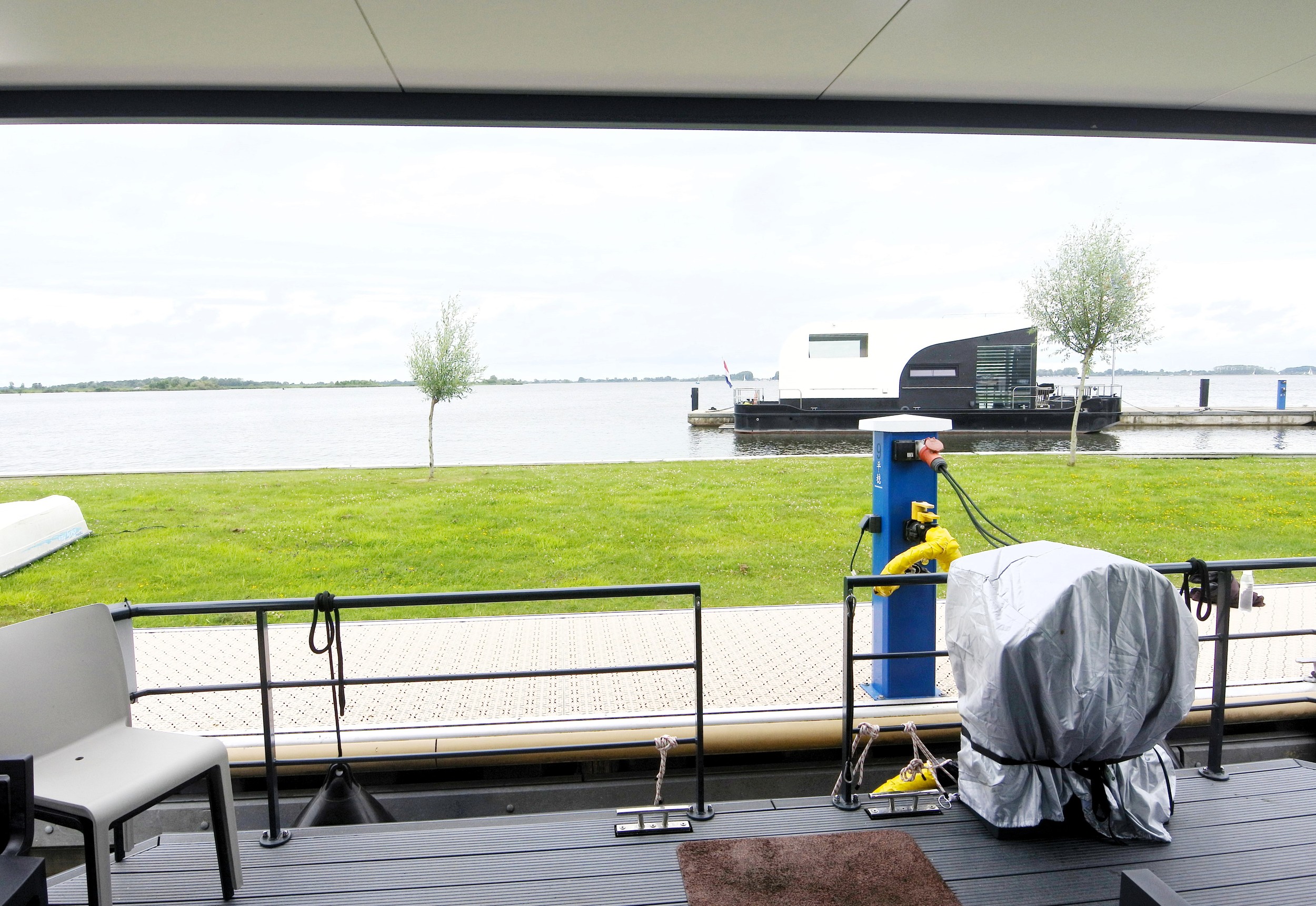 Castalia Evt. Met Koopligplaats Special Houseboat 1460 X 500