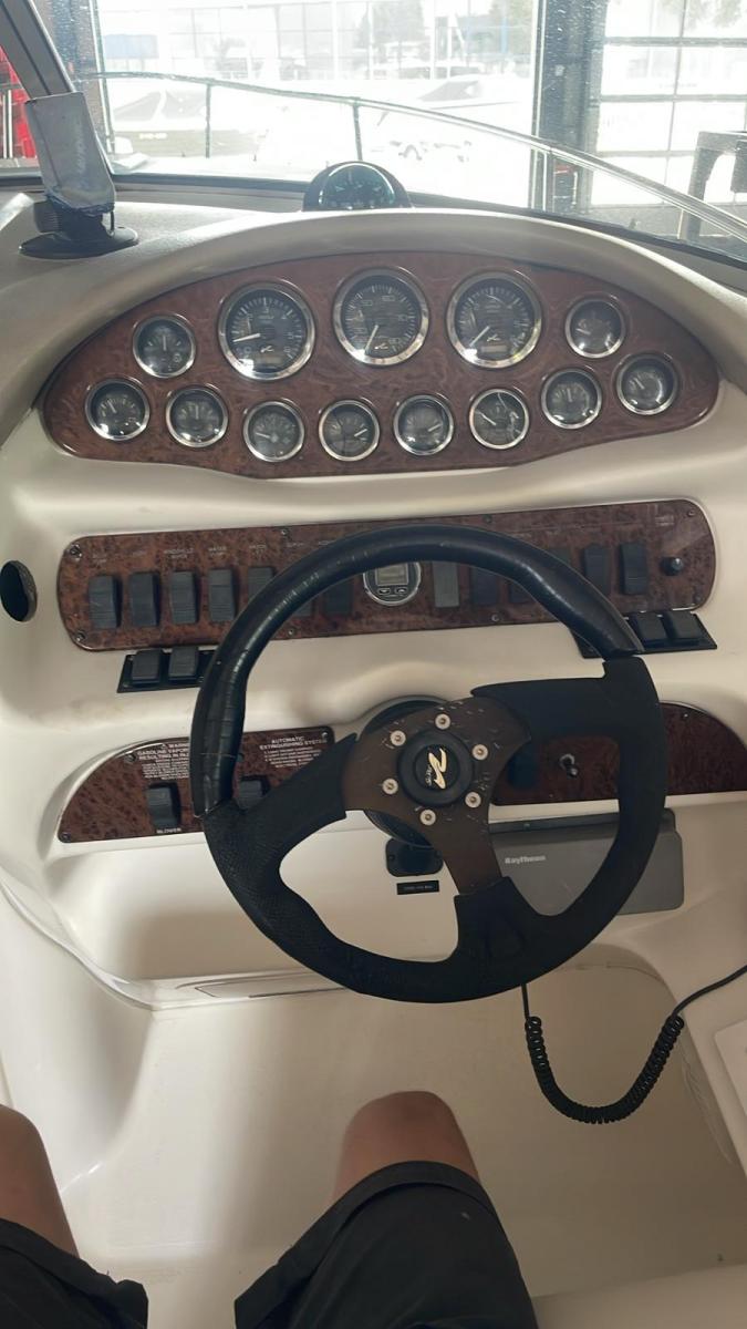 Sea Ray 280 SunSport Cuddy Cabin