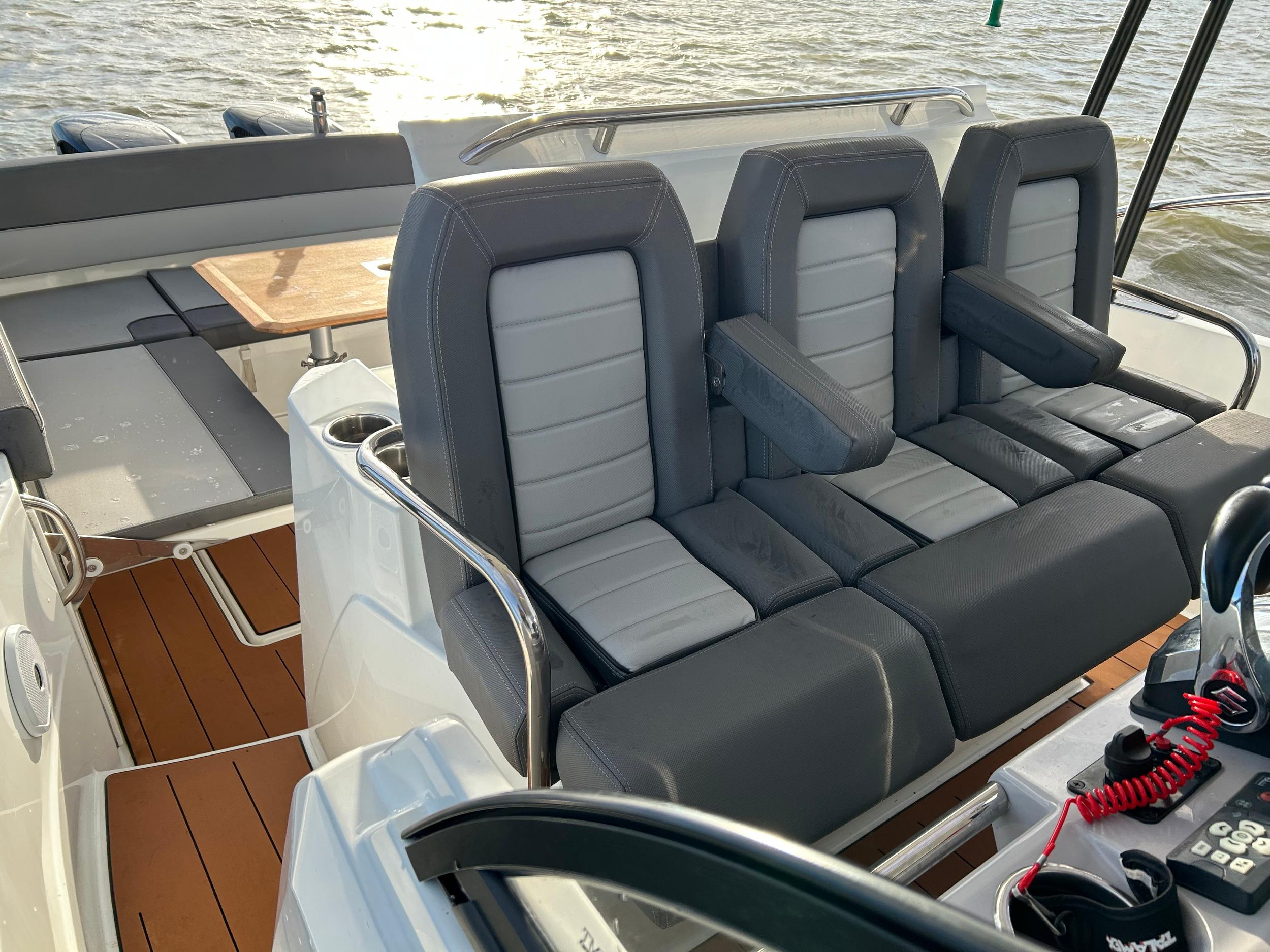 Jeanneau Cap Camarat - 10.5 WA