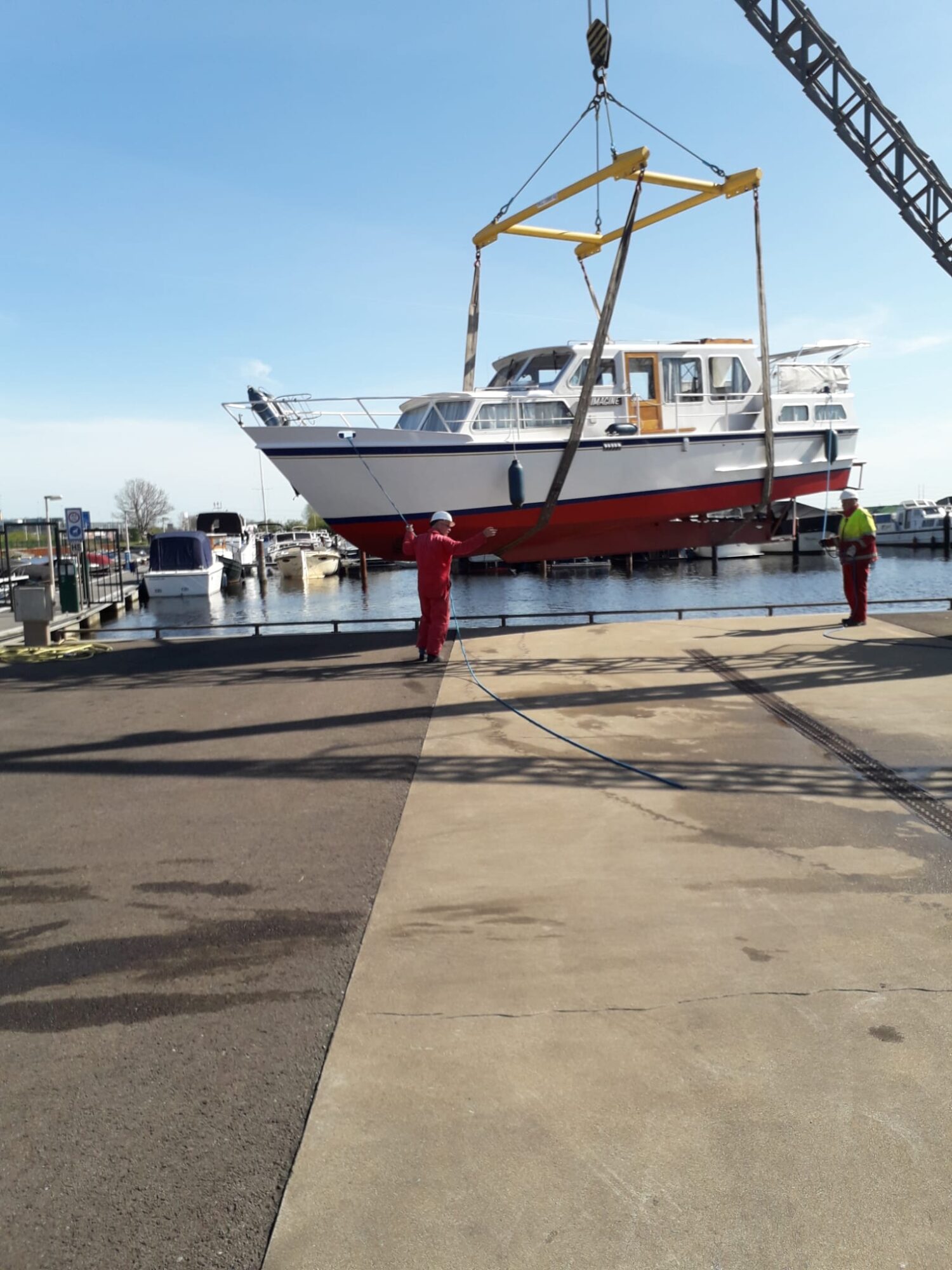 Target Saloon 11.00 AK Cabrio