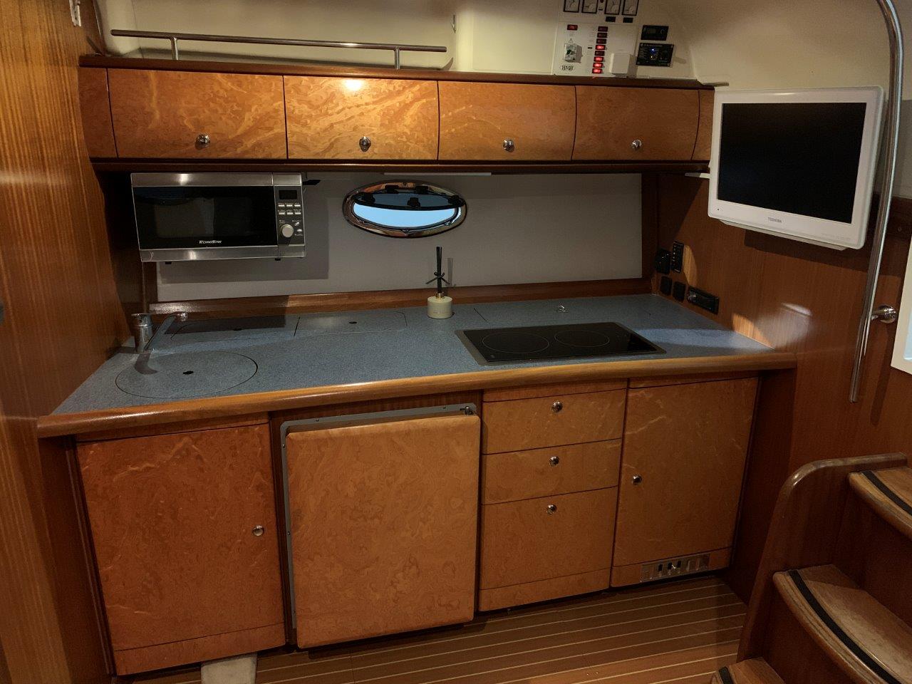 Bavaria 38 Sport met 2 x Volvo Penta 243 pk