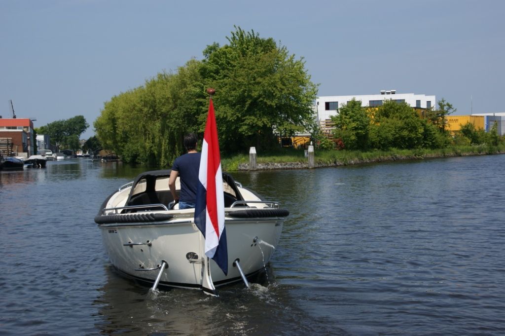 Seafury 800