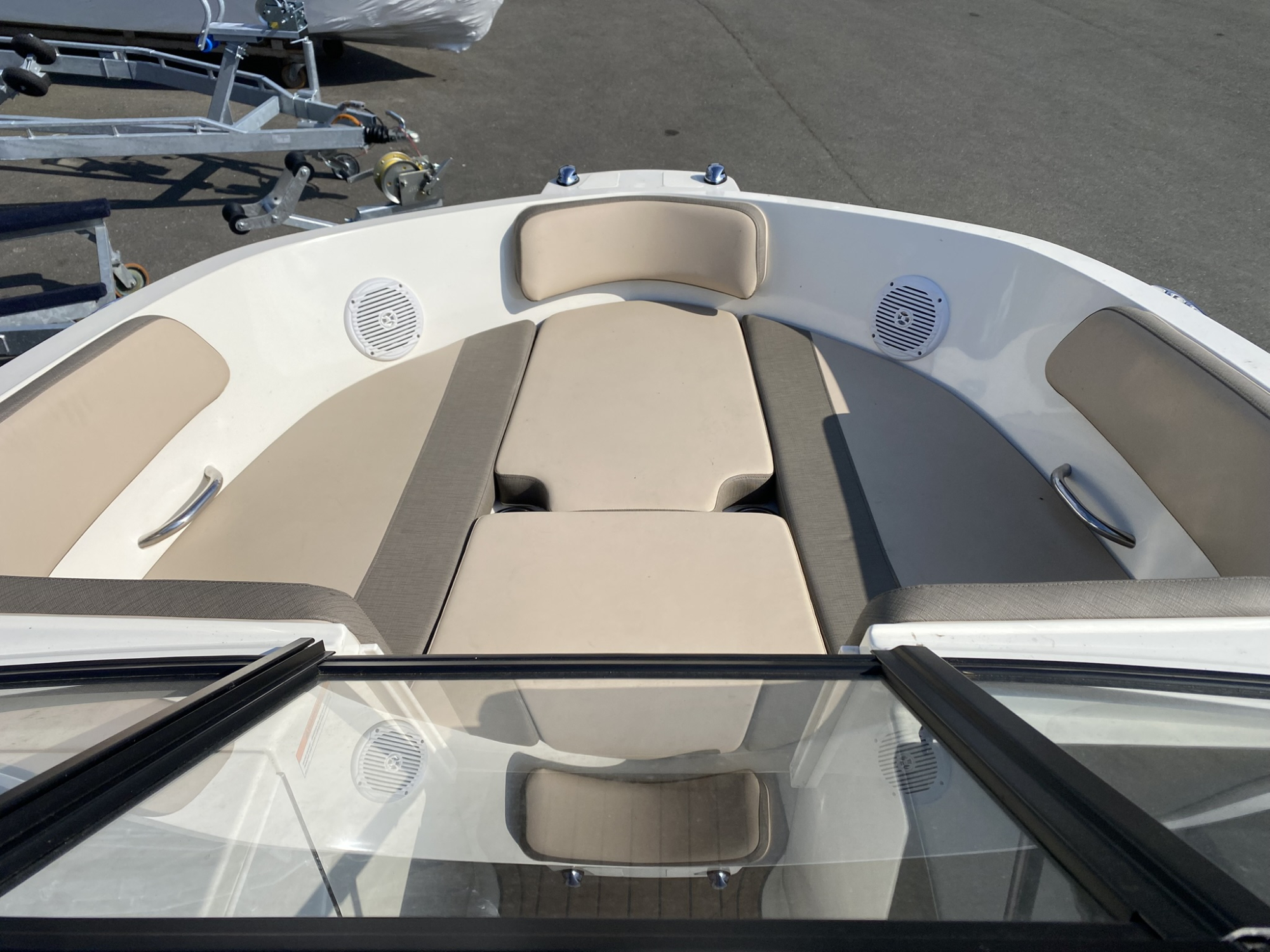 Bayliner VR6 met Mercruiser 4.5L 250 pk -  bouwjaar 2020