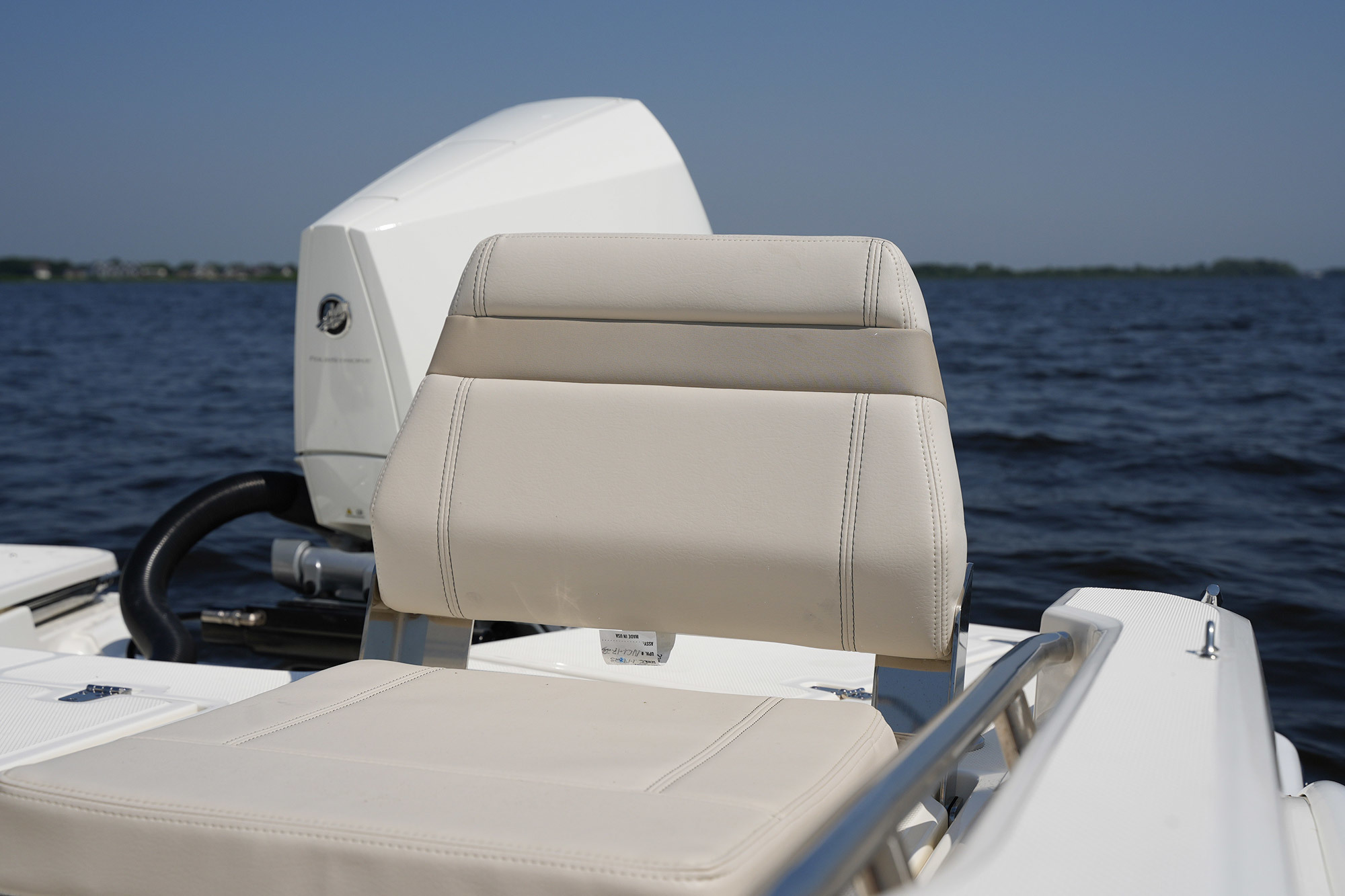 Boston Whaler 250 Dauntless
