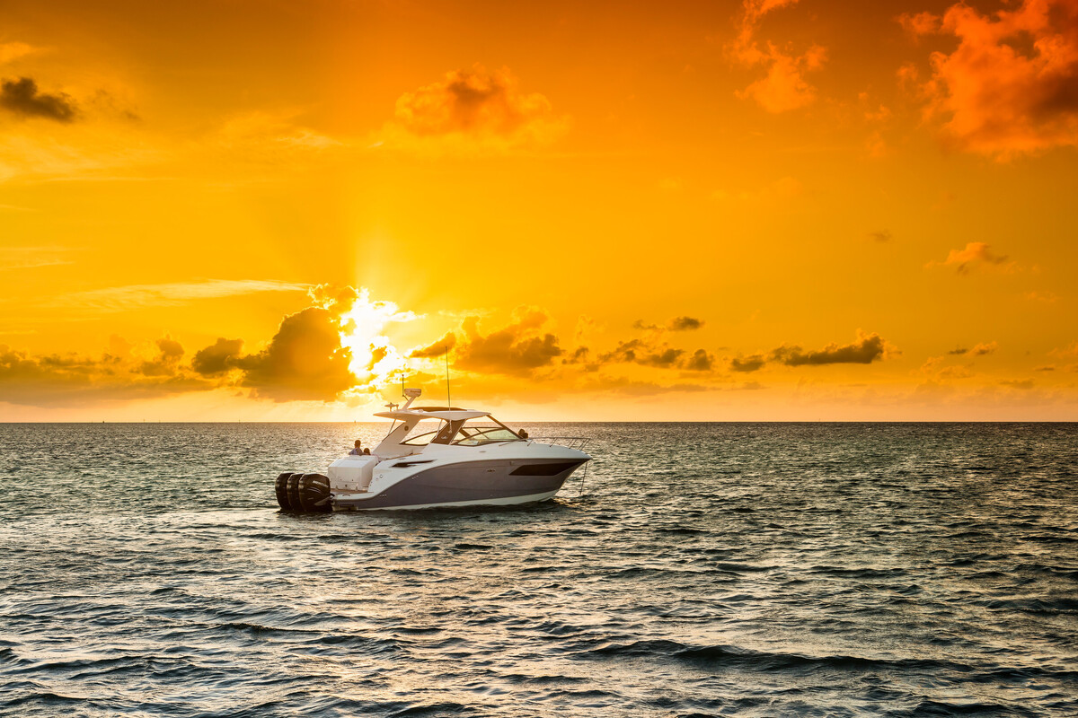 Sea Ray Sundancer 320 OB
