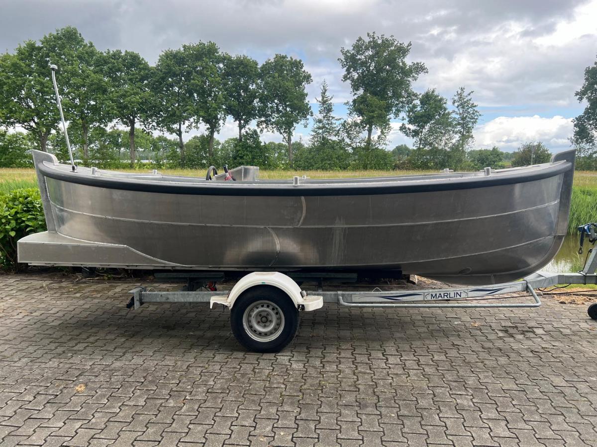 Aluship Sloep 600