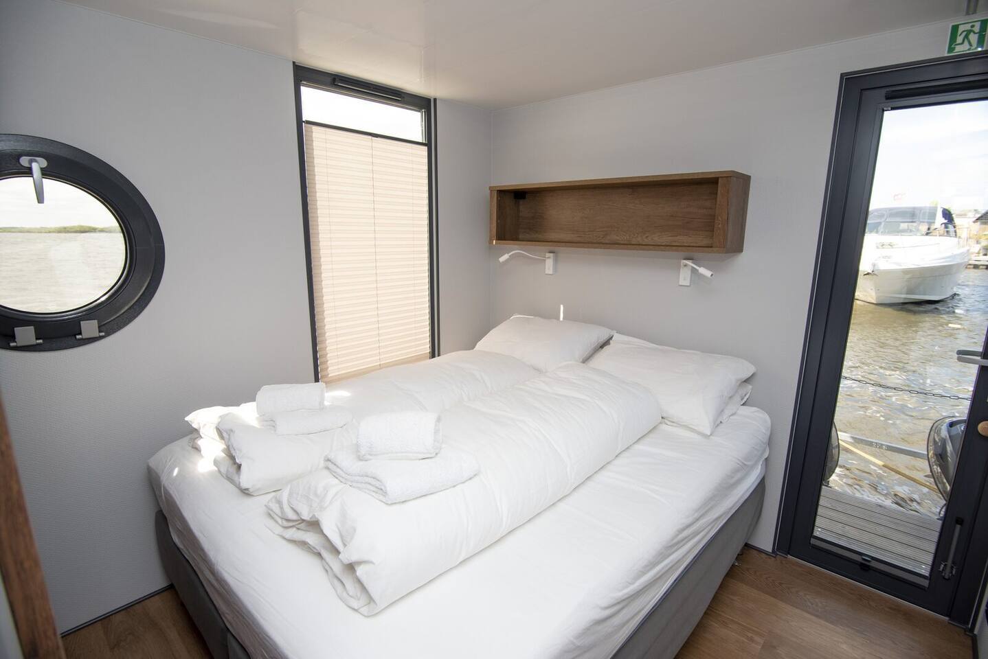 La Mare Houseboat Apartboat XL
