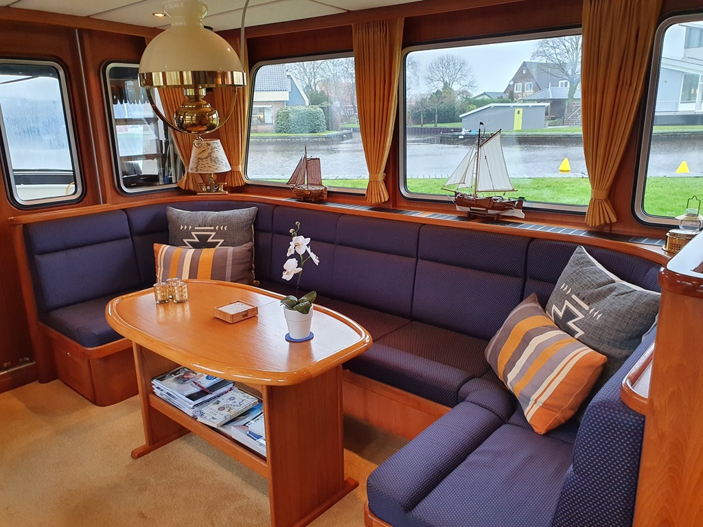 Smelne Salon Vlet 1485