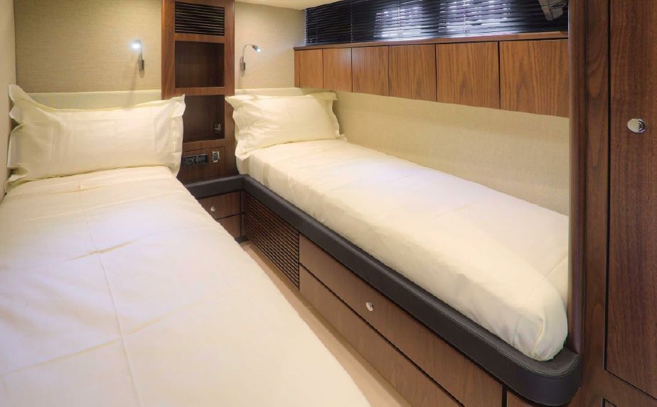 Fairline Squadron 78