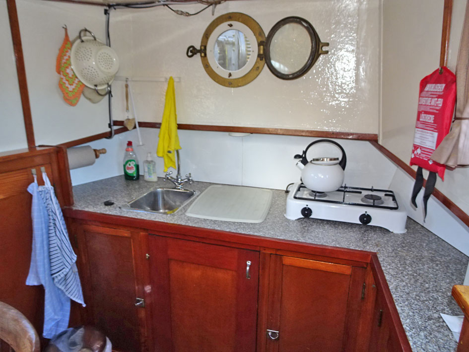 Motorsleepboot 13.90, IJssel