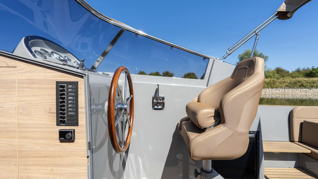 Antaris Seventy7 Cabin ( 2022)