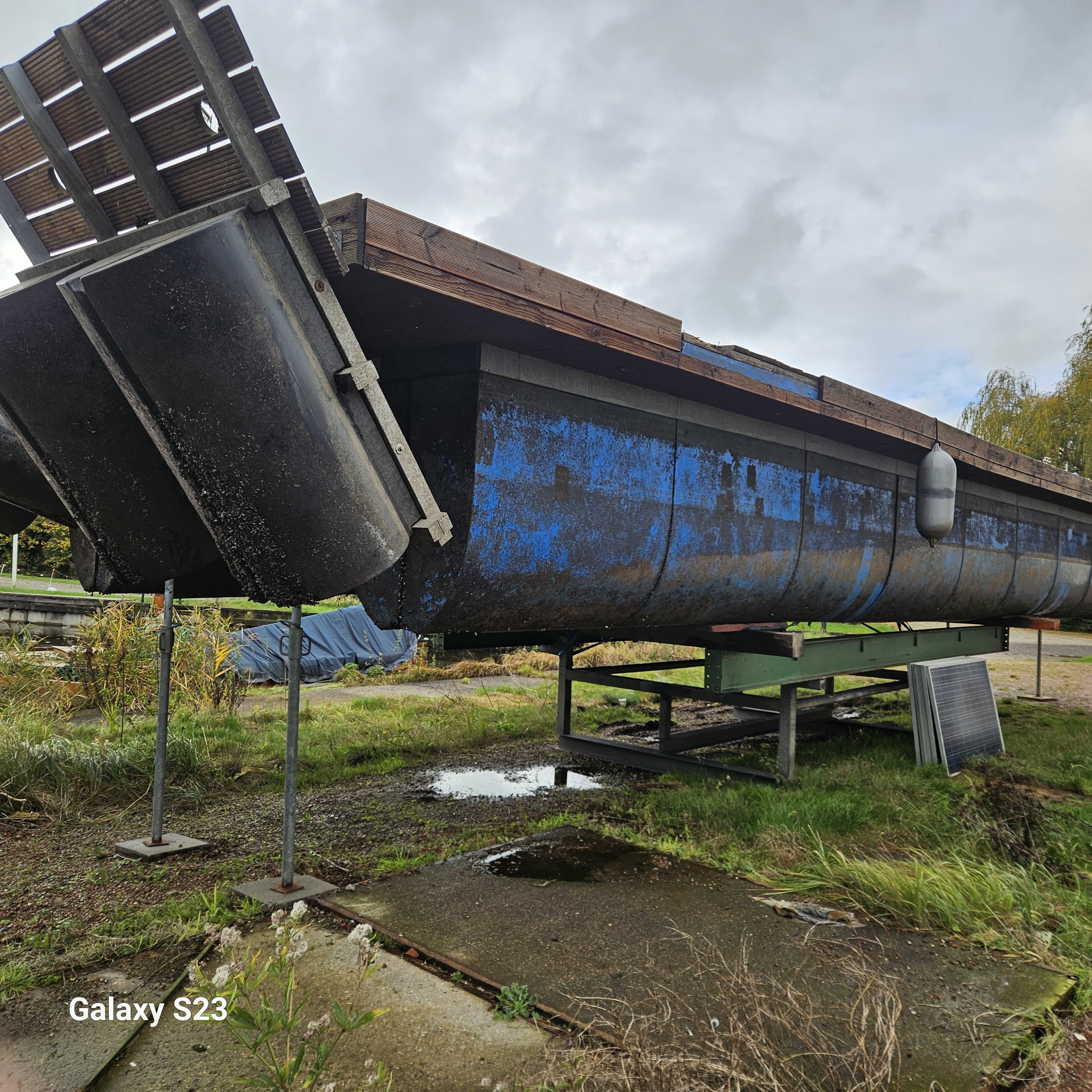 LST Boatin (onderstel) Houseboat
