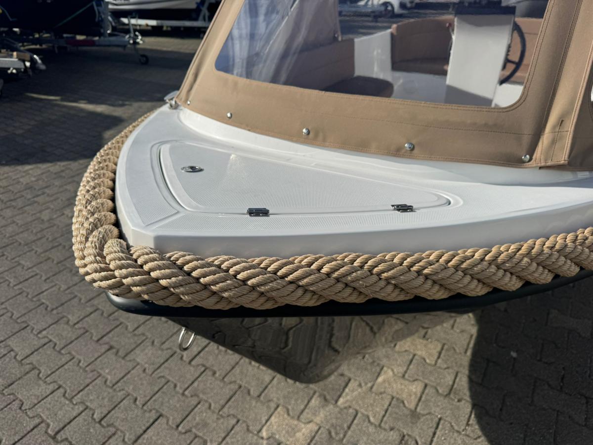 Maxima 550 volledig vaarklaar!