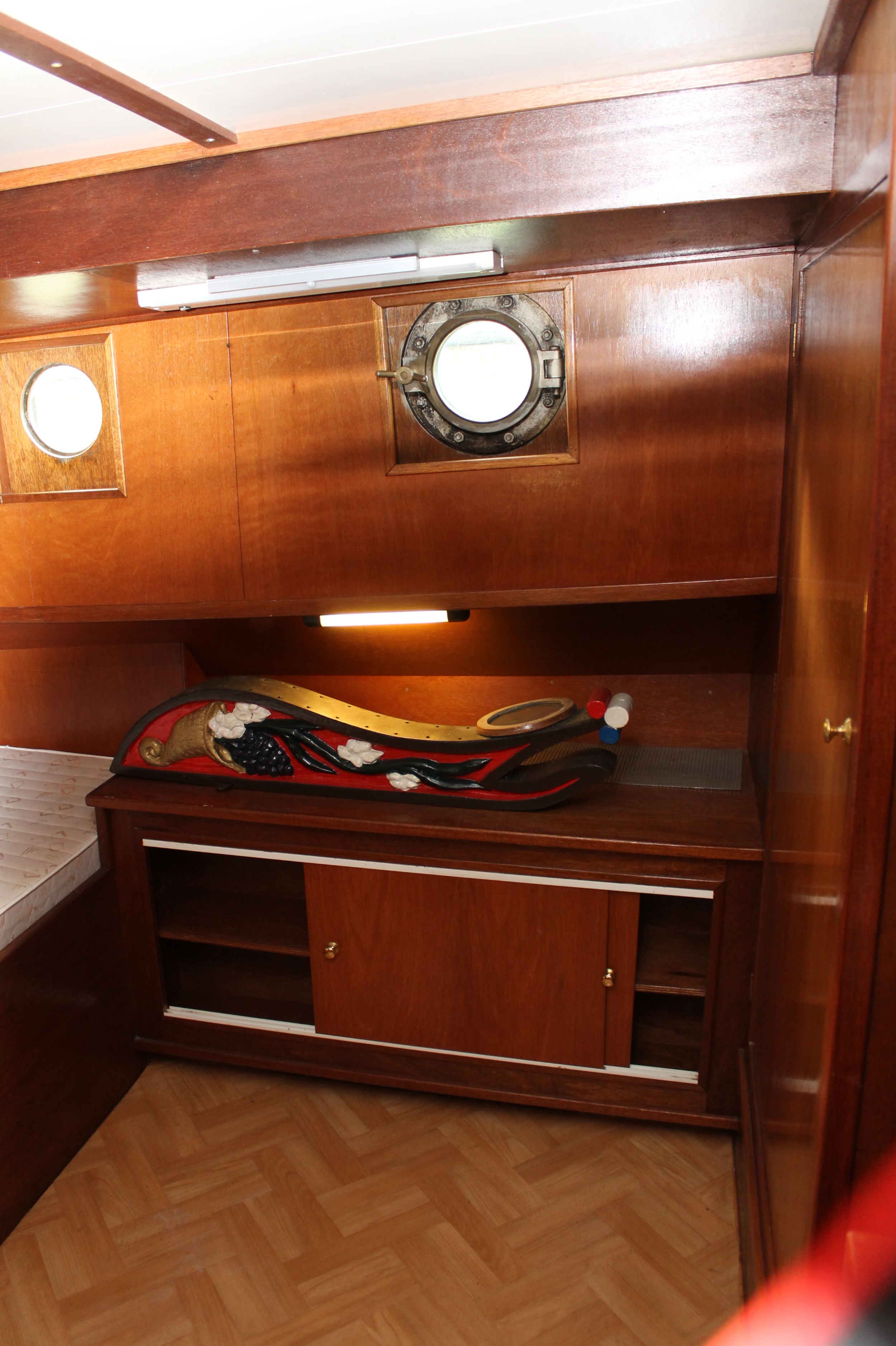 Tjalk Varend Woonschip 19.99