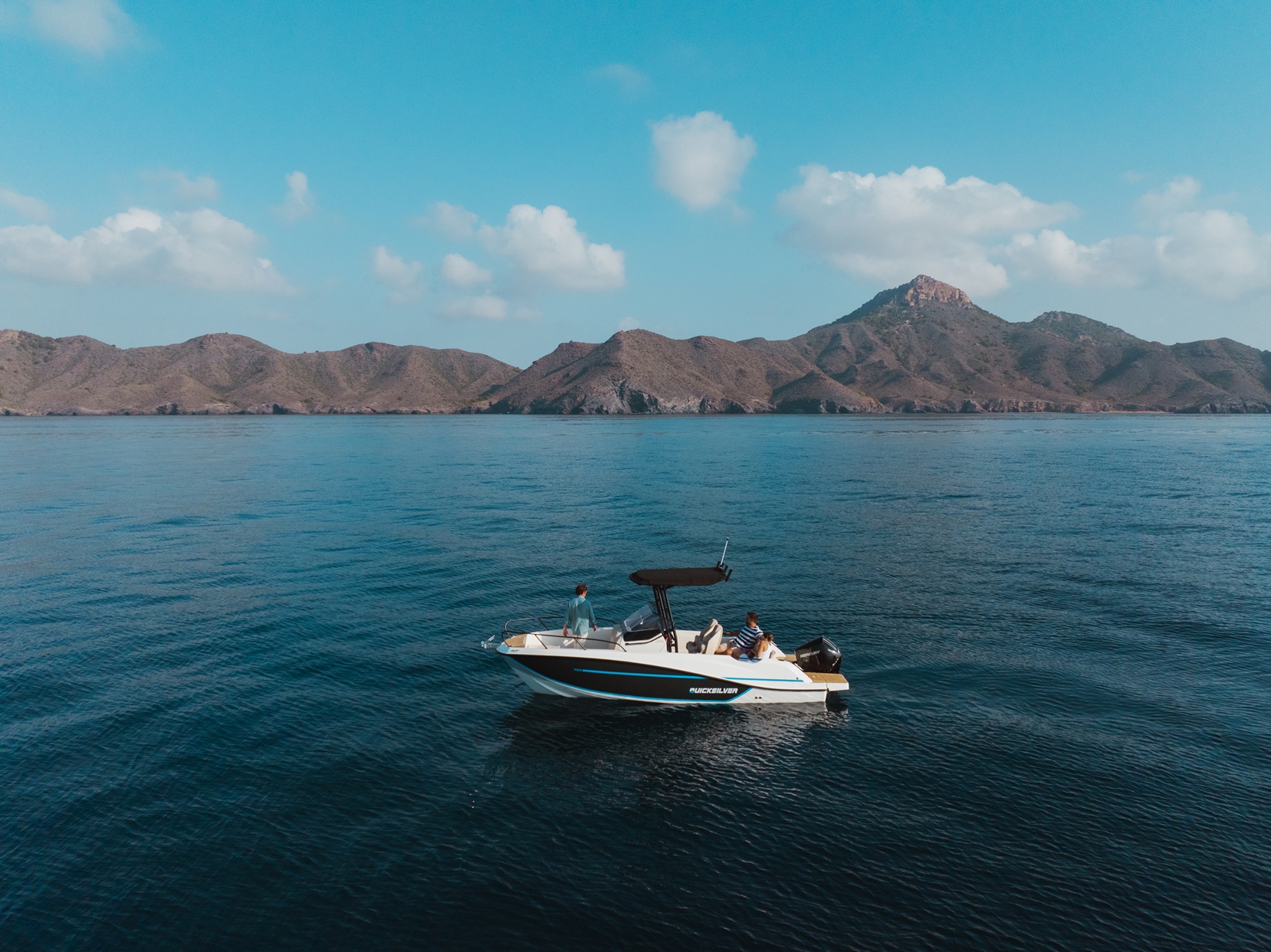 Quicksilver 705 Activ Open