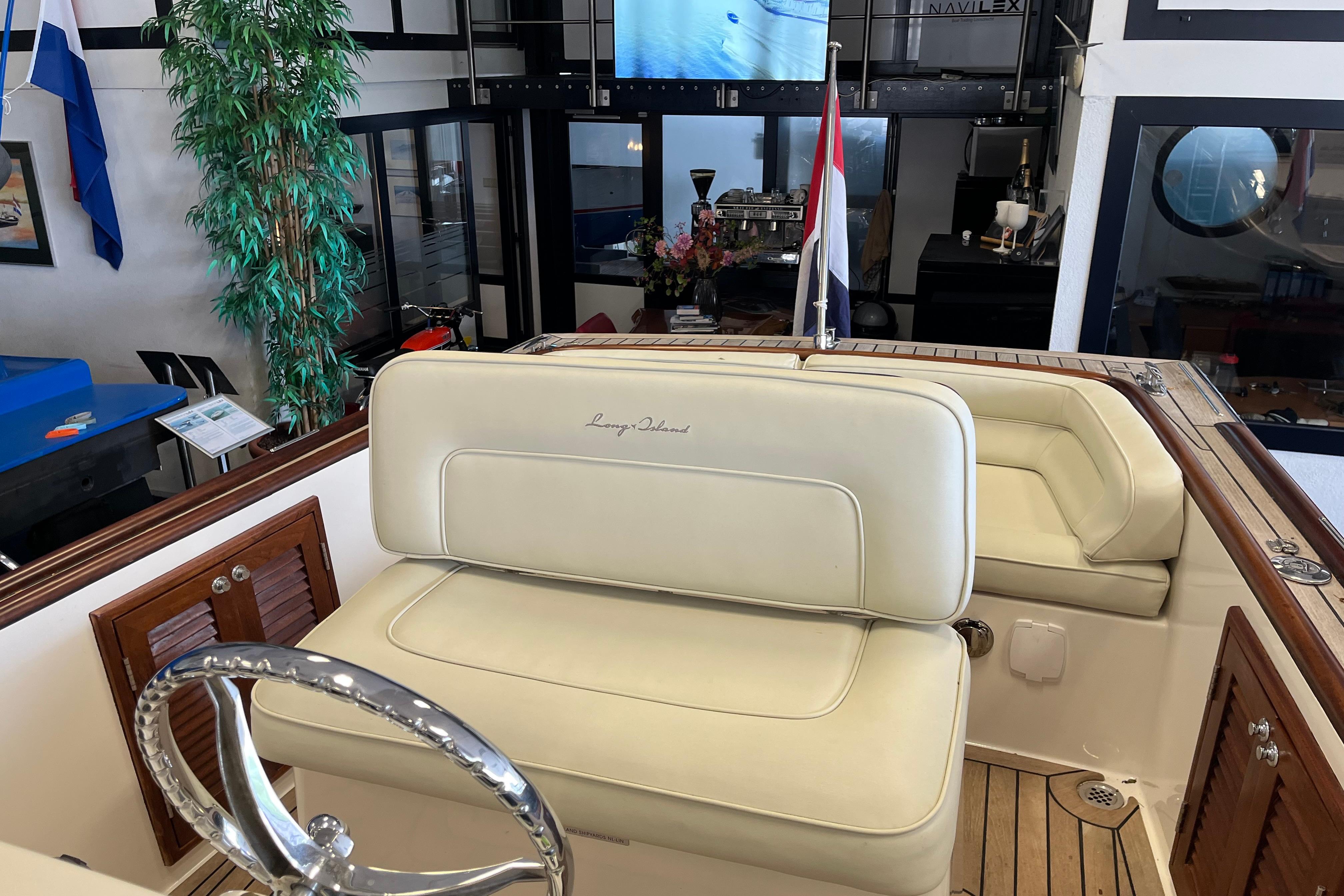 Long Island 25 Sportsman