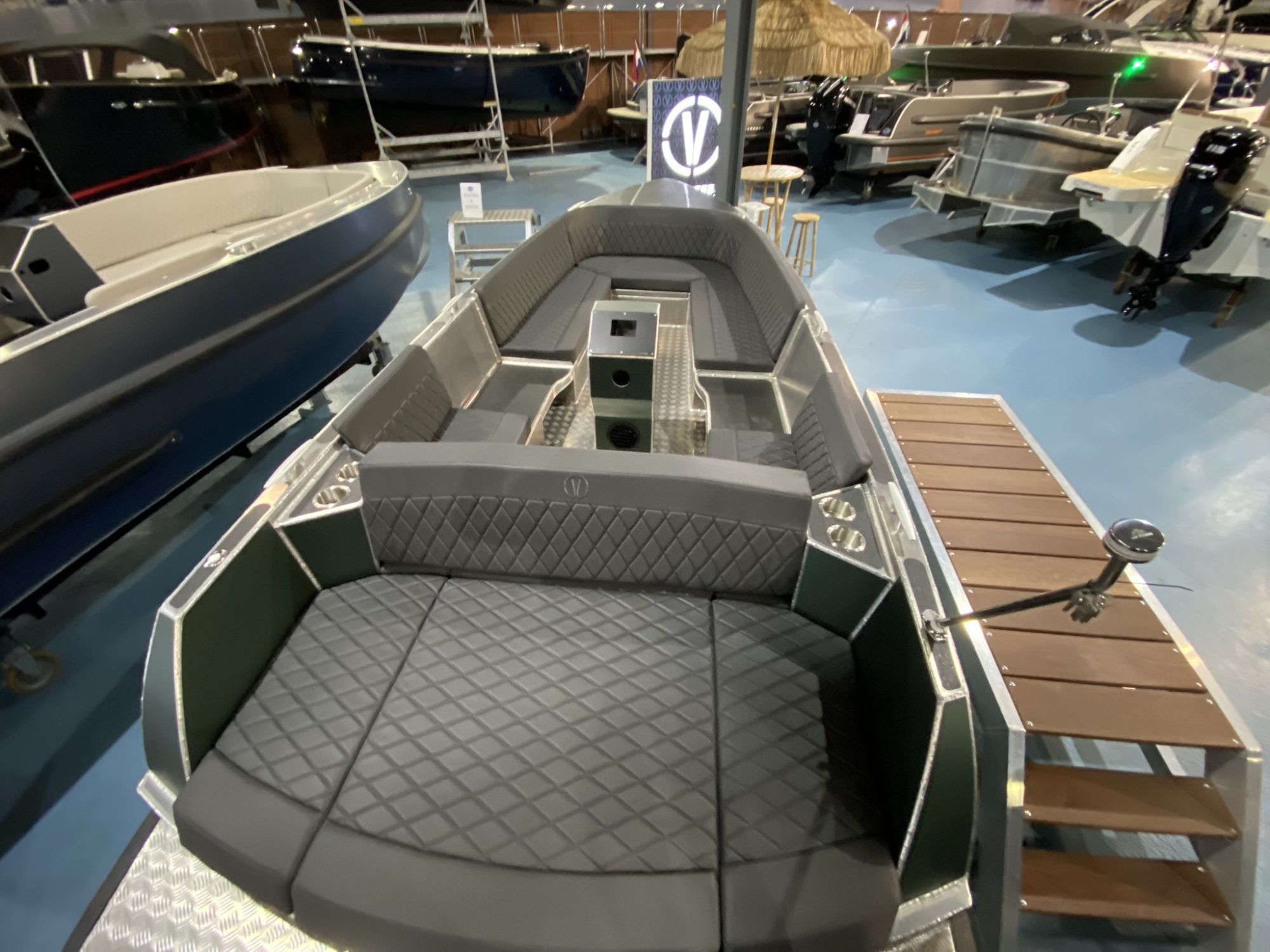 Van Vossen VanVossen E-Tender 595 E-propulsion 6kW op voorraad!