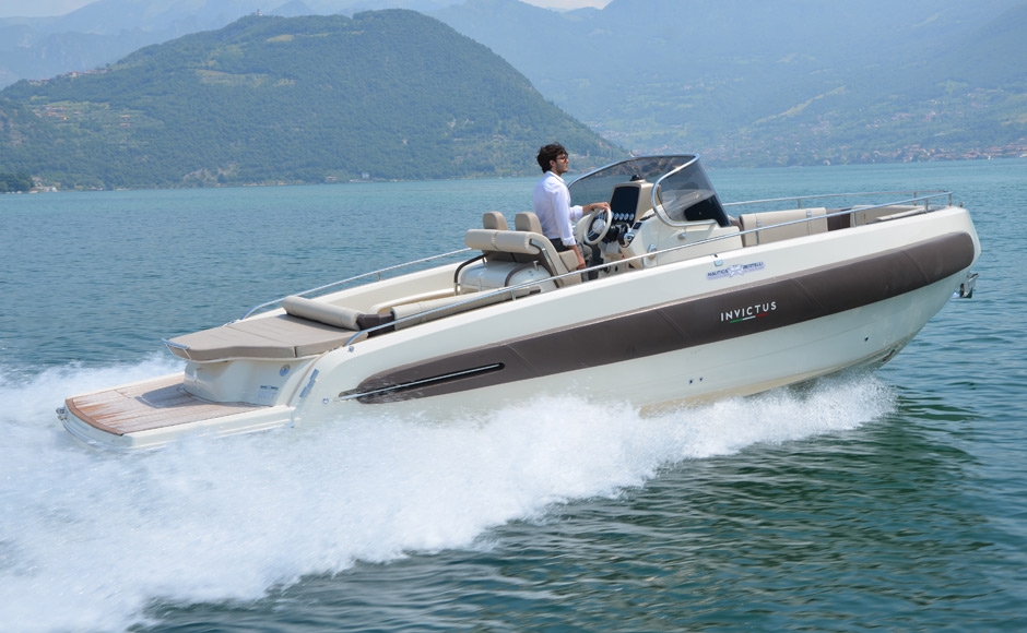 Invictus yachts Invictus 280 tt hoofdfoto: 1