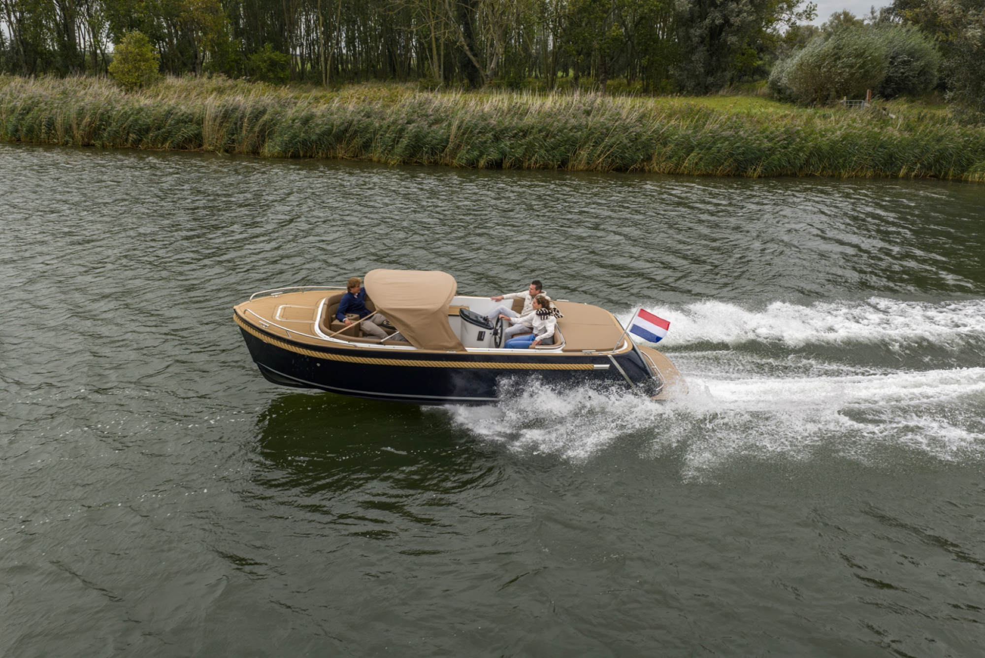 Maxima Boats 720 Retro