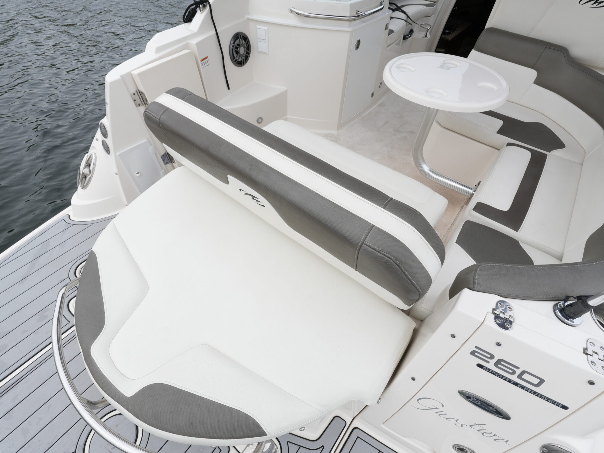 Monterey 260 Sport Cruiser