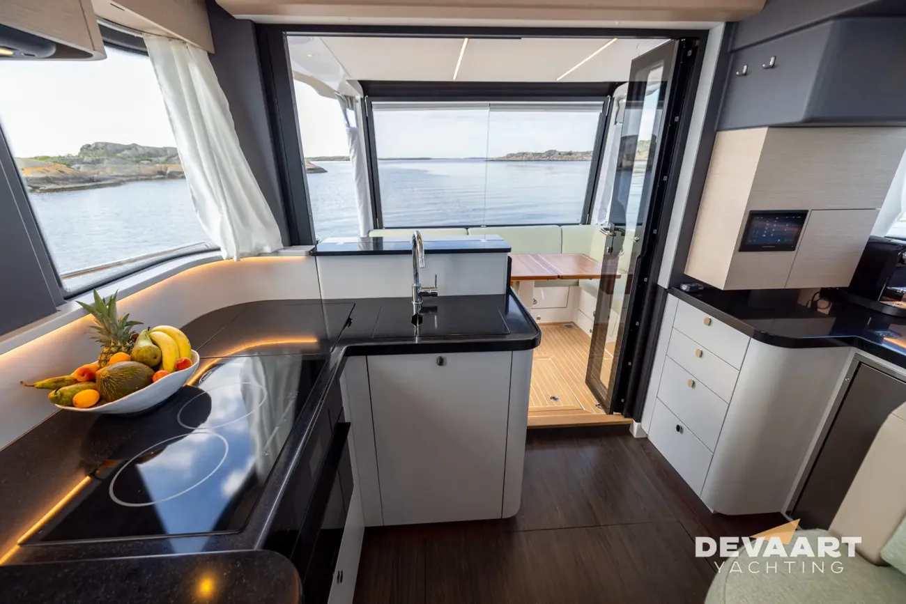 Nimbus 495 Flybridge