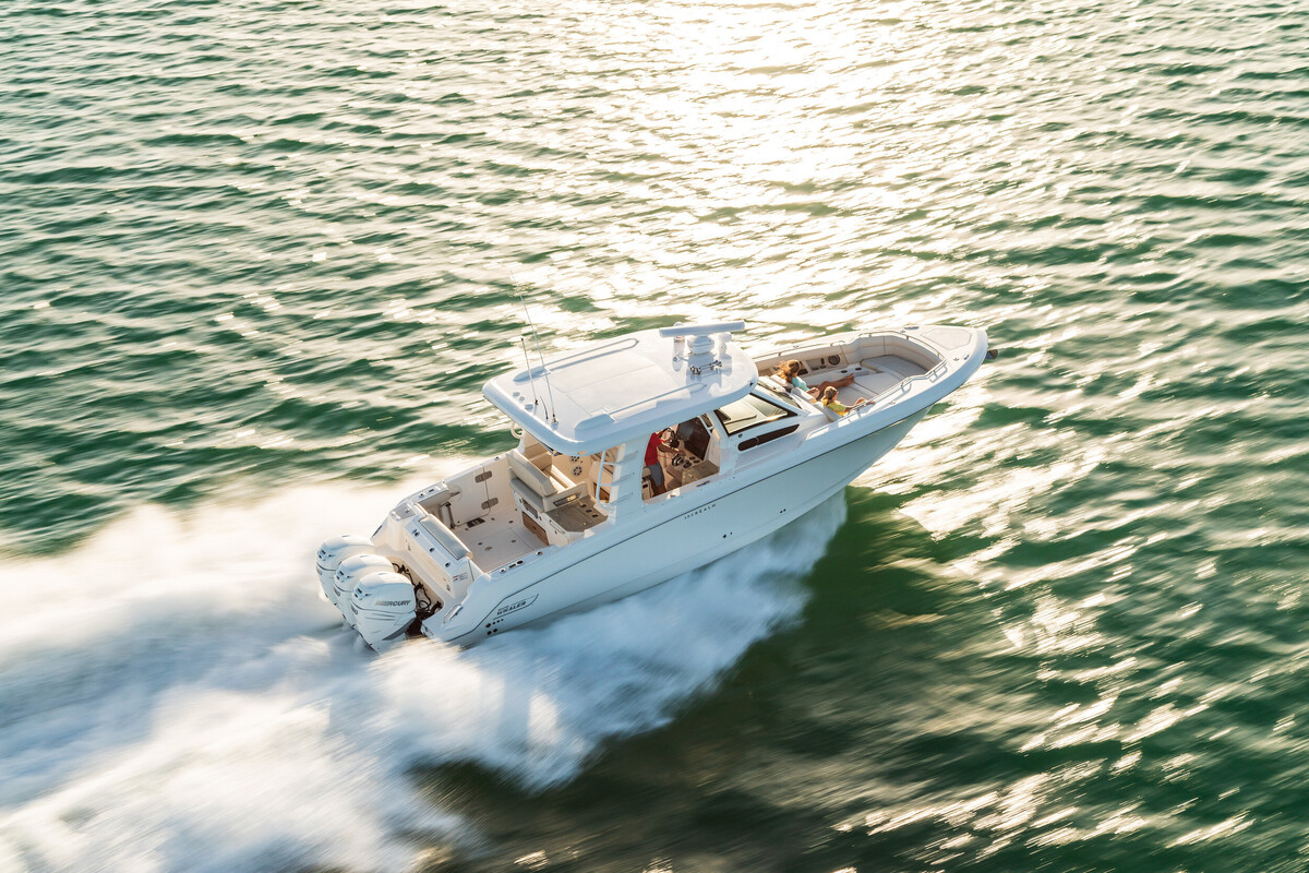 Boston Whaler 350 Realm hoofdfoto: 1