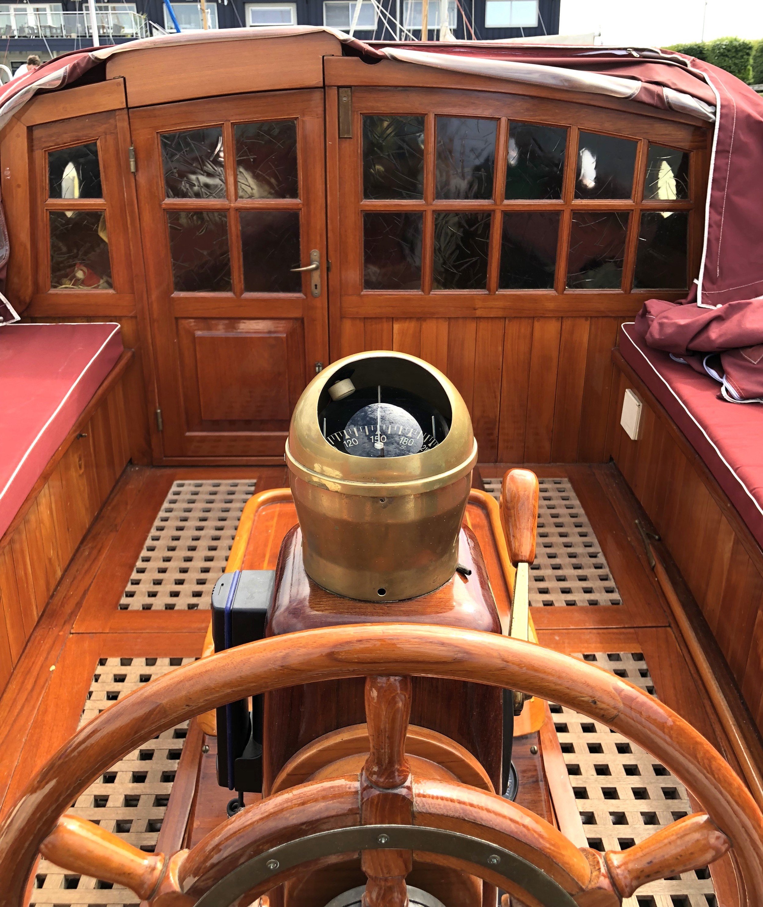 Scherpel Kajuitsloep Teak/ Mahonie