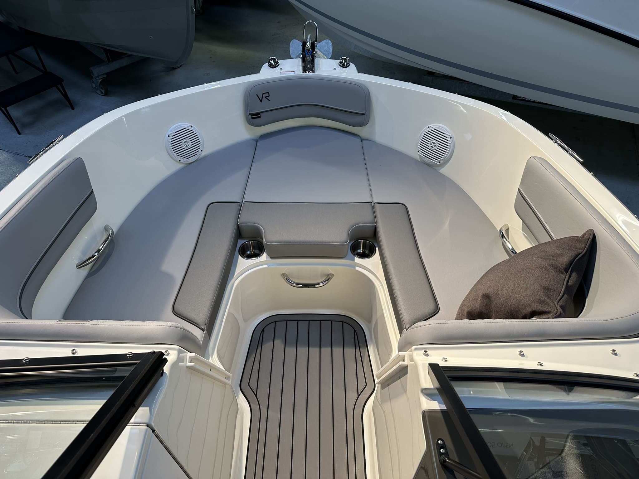 Bayliner VR6 Bowrider