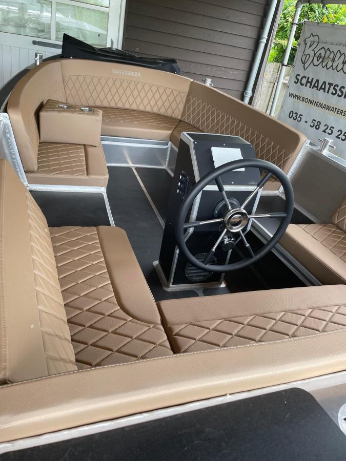 Van Vossen 550 e sloep