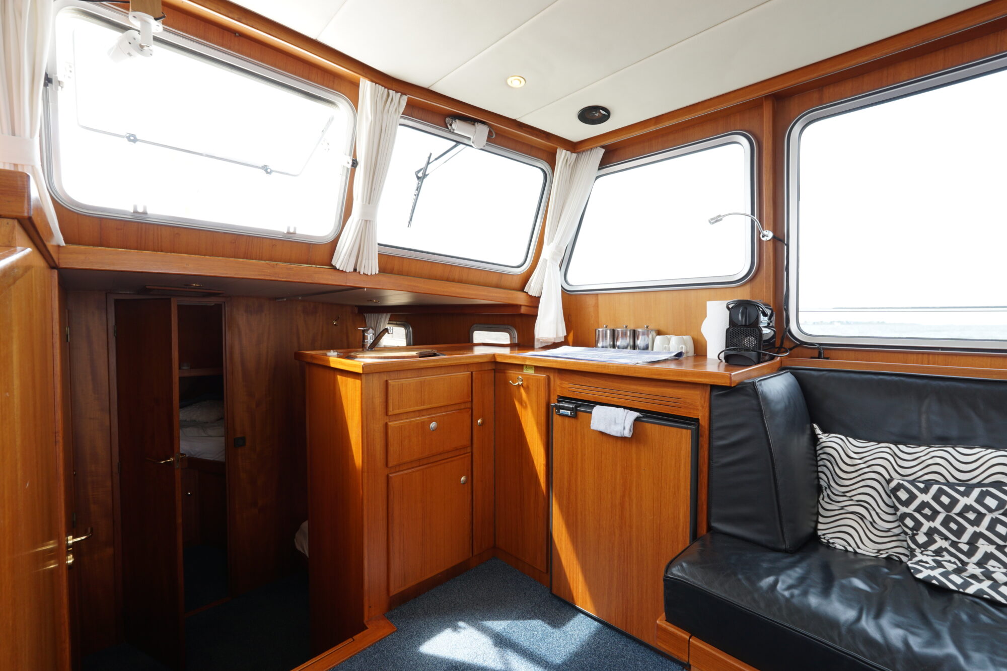 SK Kotter 12.50 Sedan