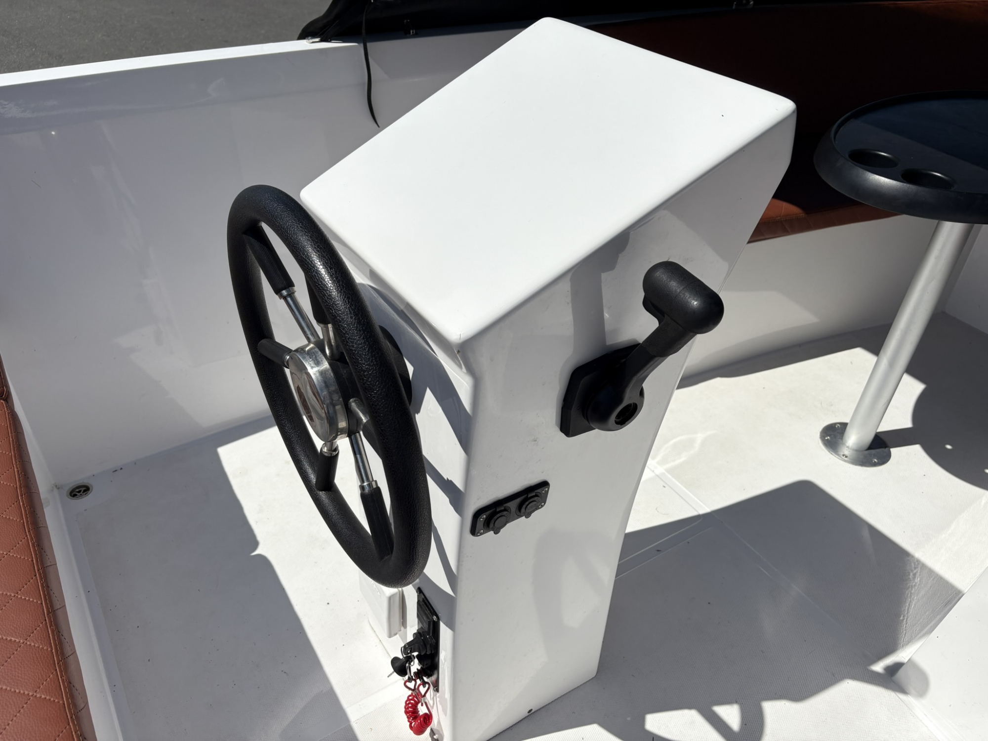 Namare AANBIEDING -  5.60 Q met Honda 20 pk!