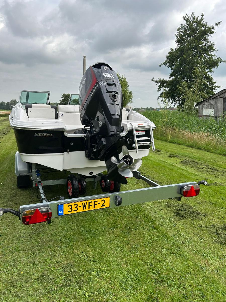 Four Winns H180 outboard