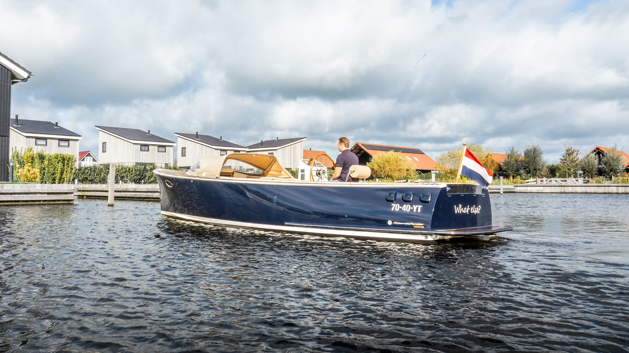 AdmiralsTender 850 Classic