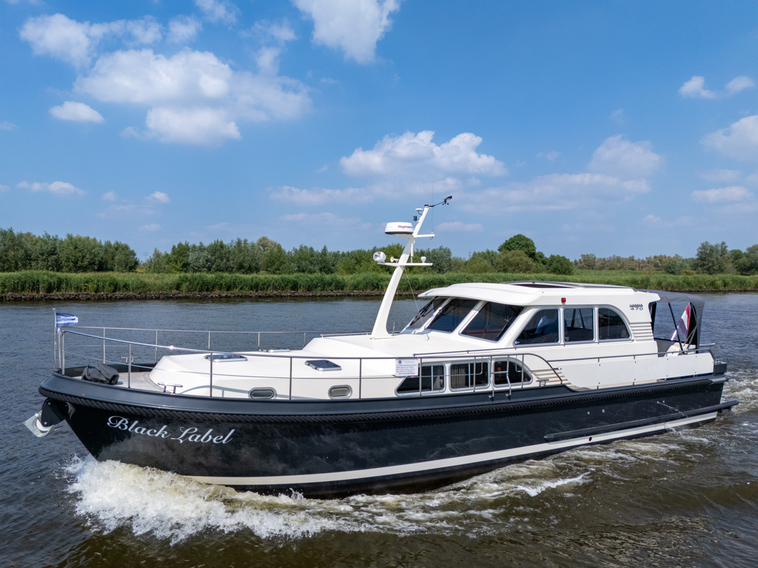 Linssen Grand Sturdy 470 Sedan Wheelhouse