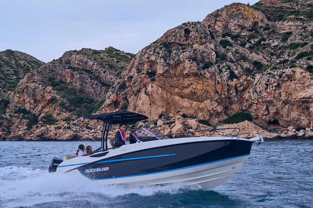 Quicksilver 805 Open