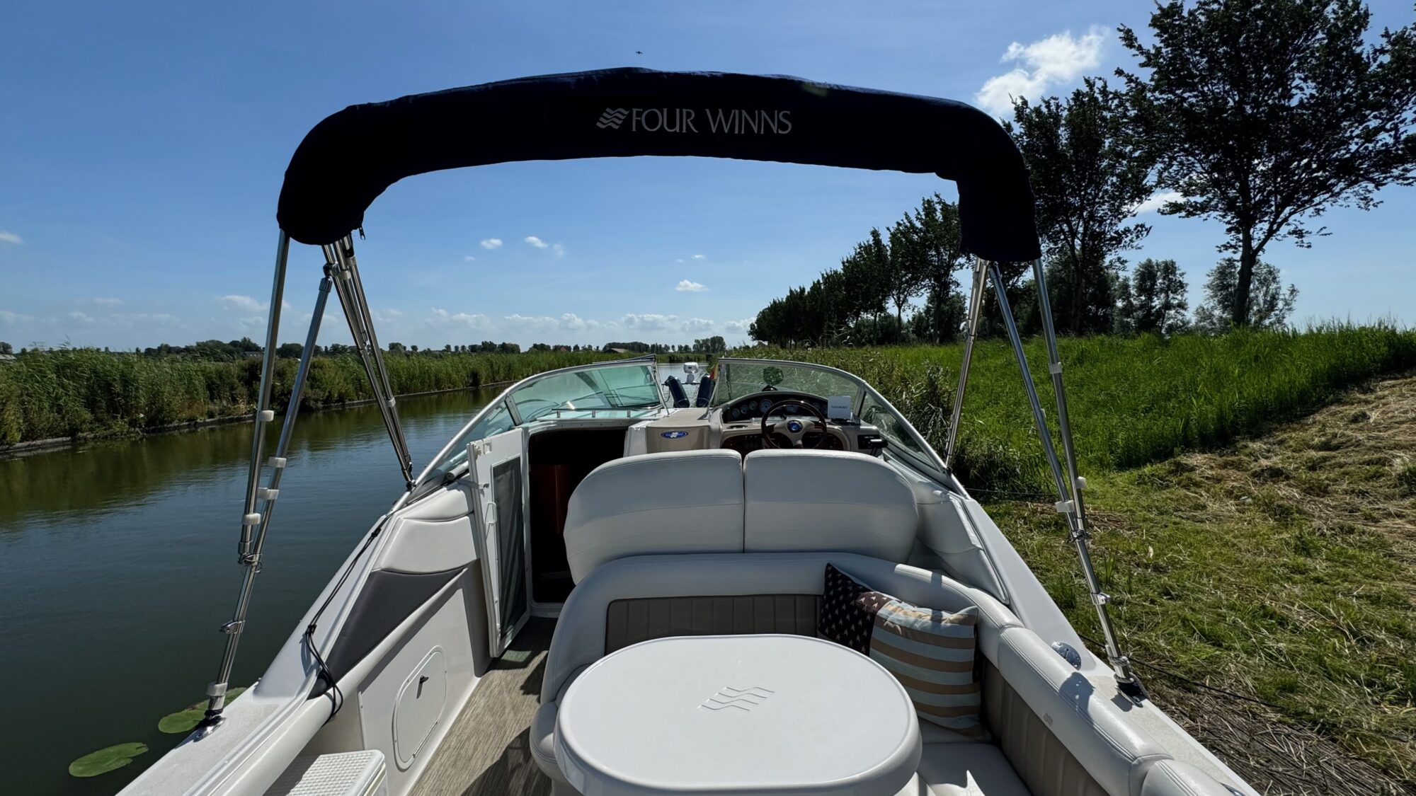 Four Winns 248 Vista