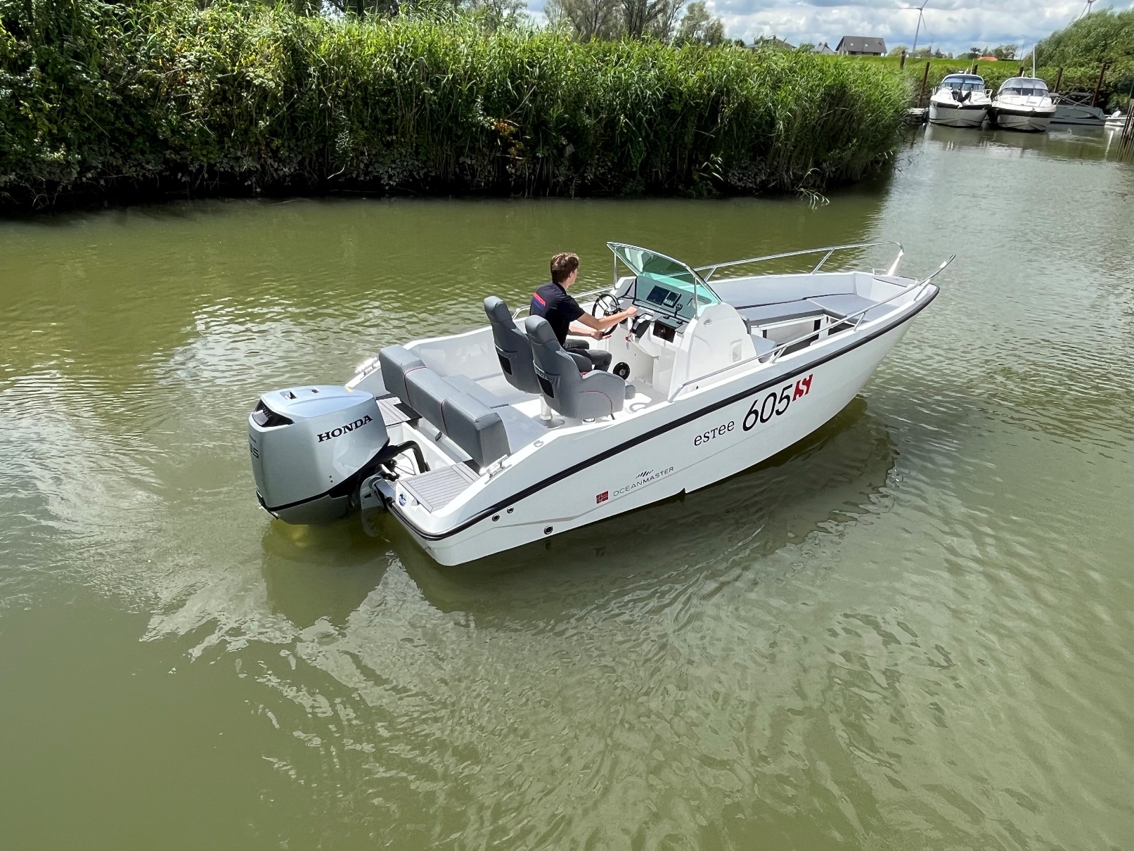 Oceanmaster 605S met Honda 135 pk