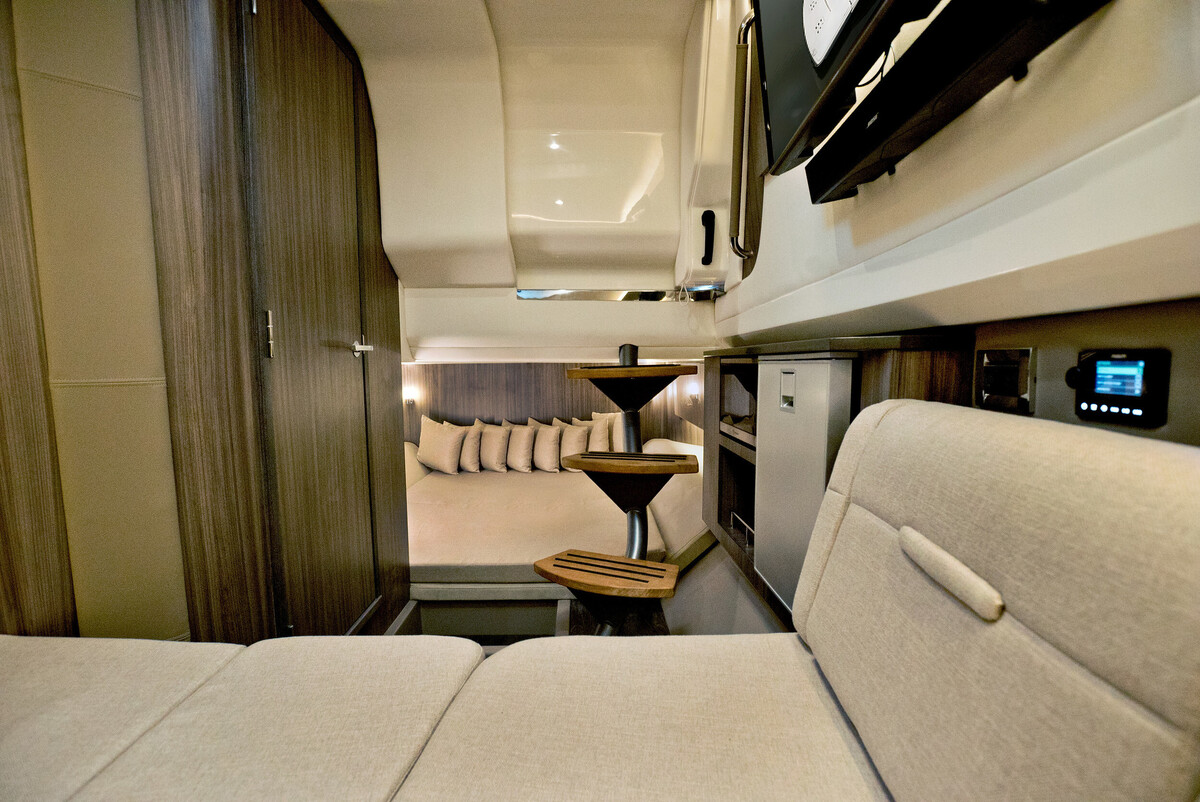 Sea Ray SLX 400