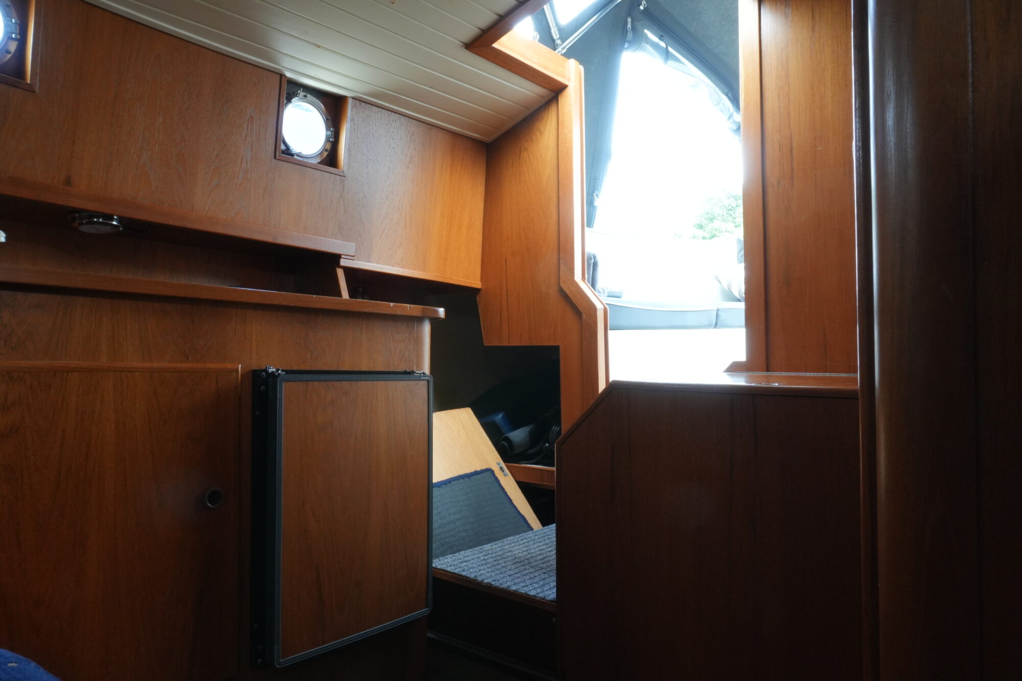 Island Plastics IP23