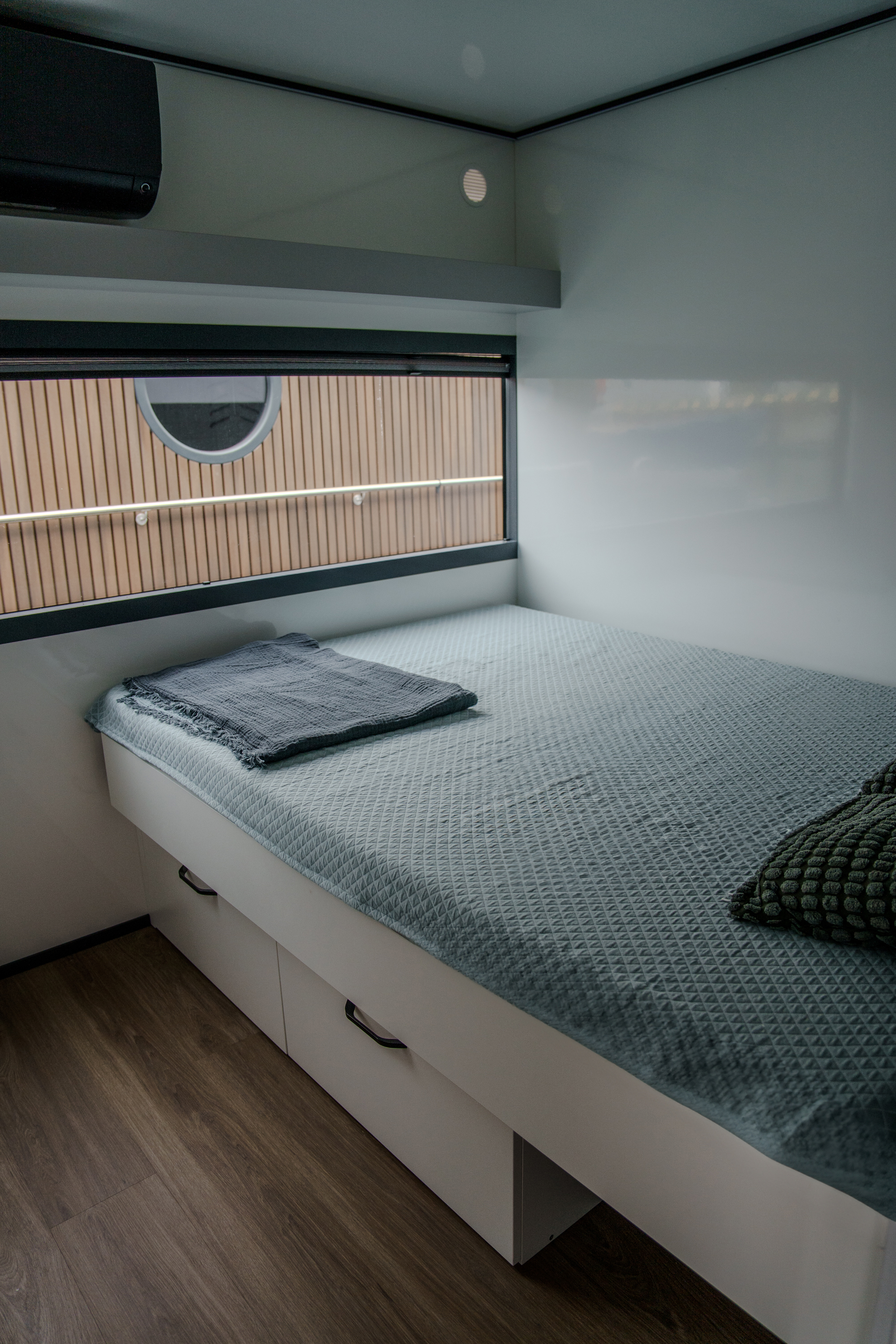 Nordic Season DEMO NS 43 EVO 37 CE-C Houseboat