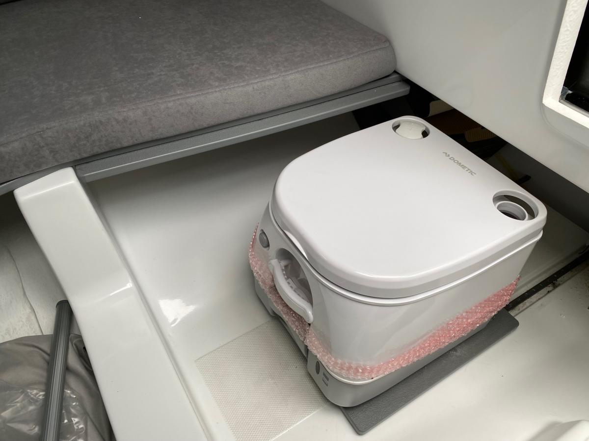 NorthMaster 685 Cabin