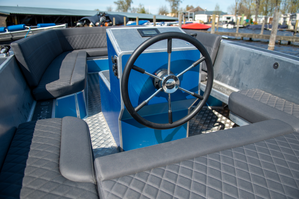 AluShip E-Tender 600