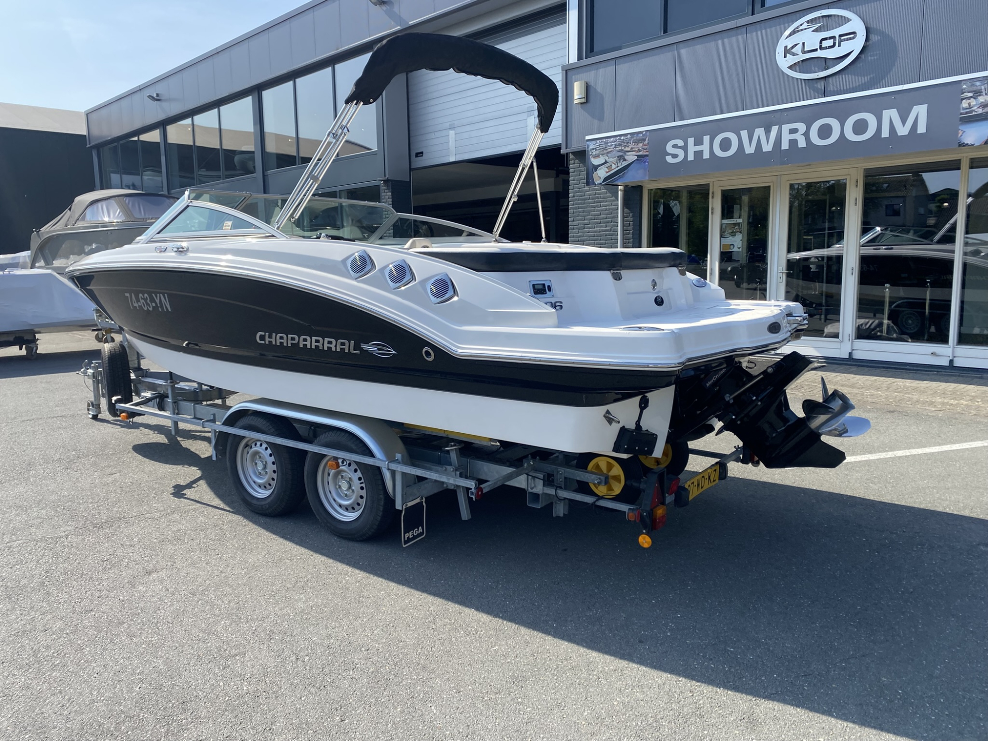 Chaparral Chapparral 206 ssi met Mercruiser 4.3MPI 220 pk!