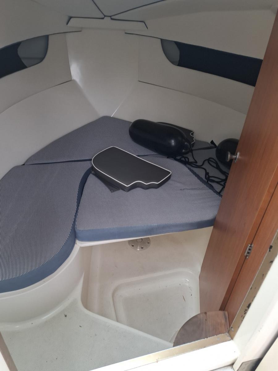 RANCRAFT RM-Yacht Ranieri RV-25 Console boat