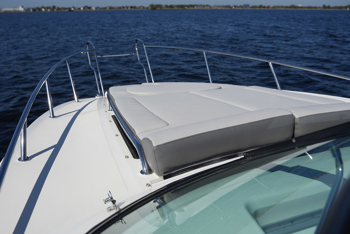 Sea Ray Sundancer 265