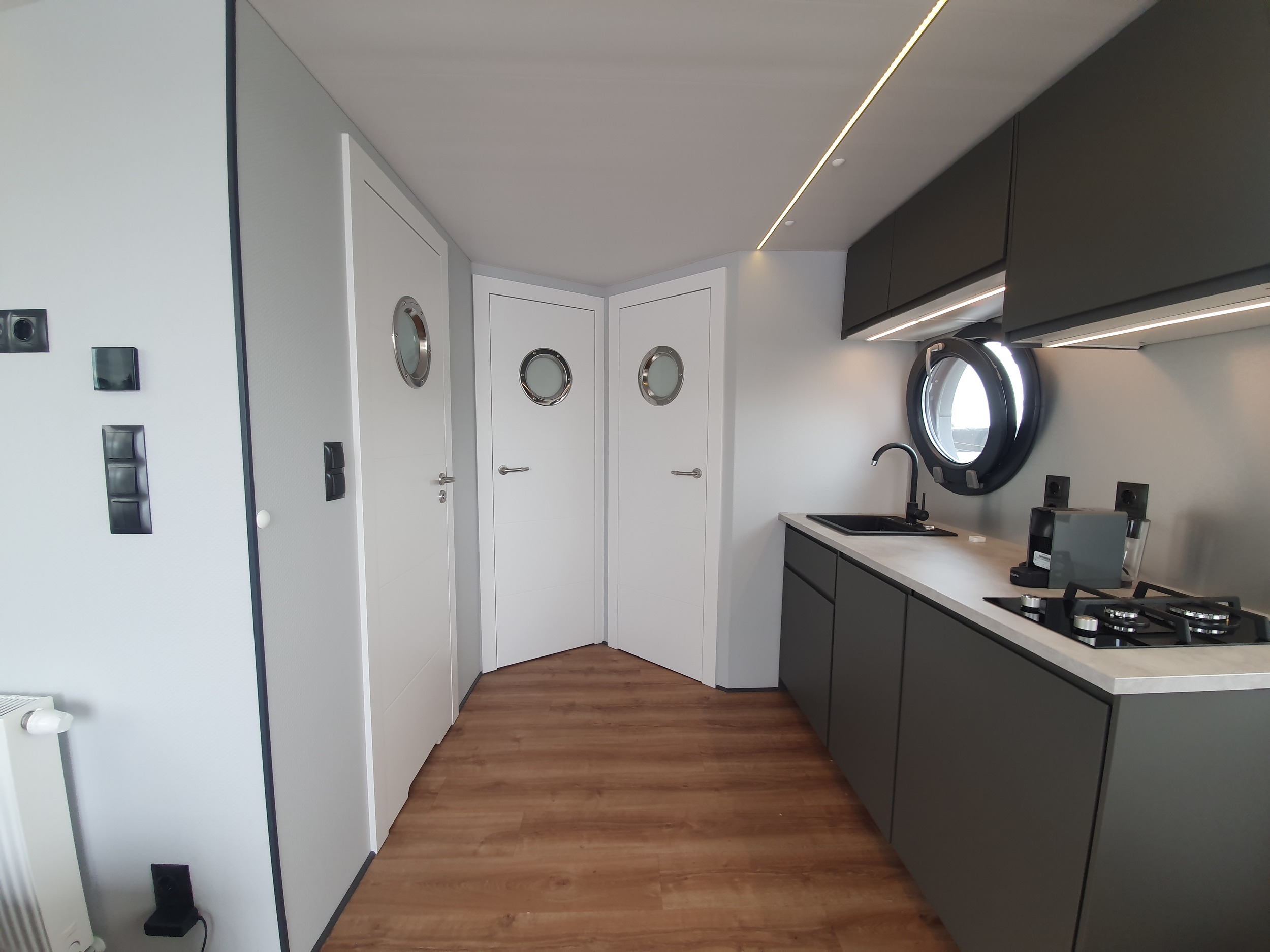 La Mare Houseboat Apartboat L - NEW