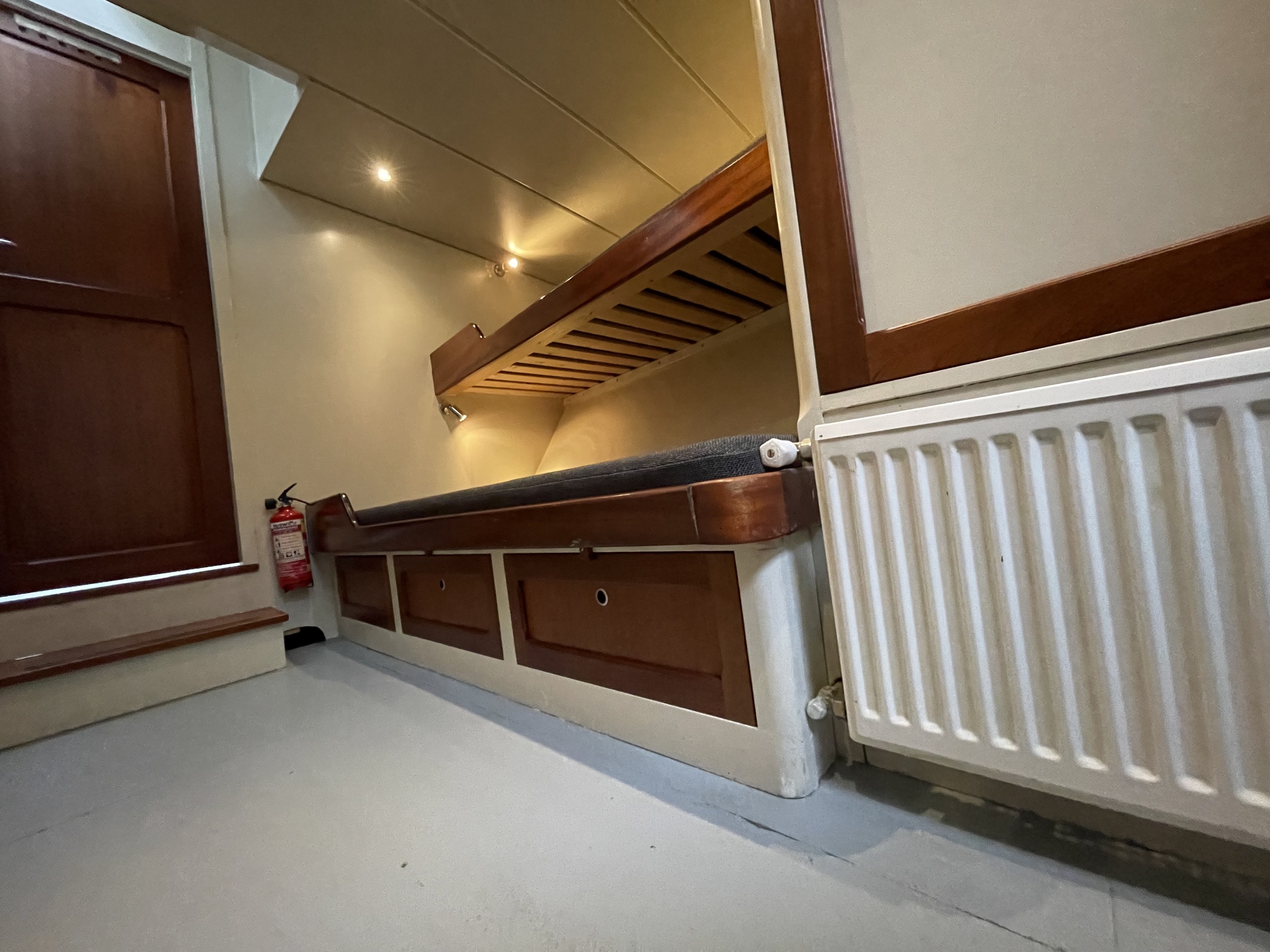 Dykstra Schooner 77, Midzwaard